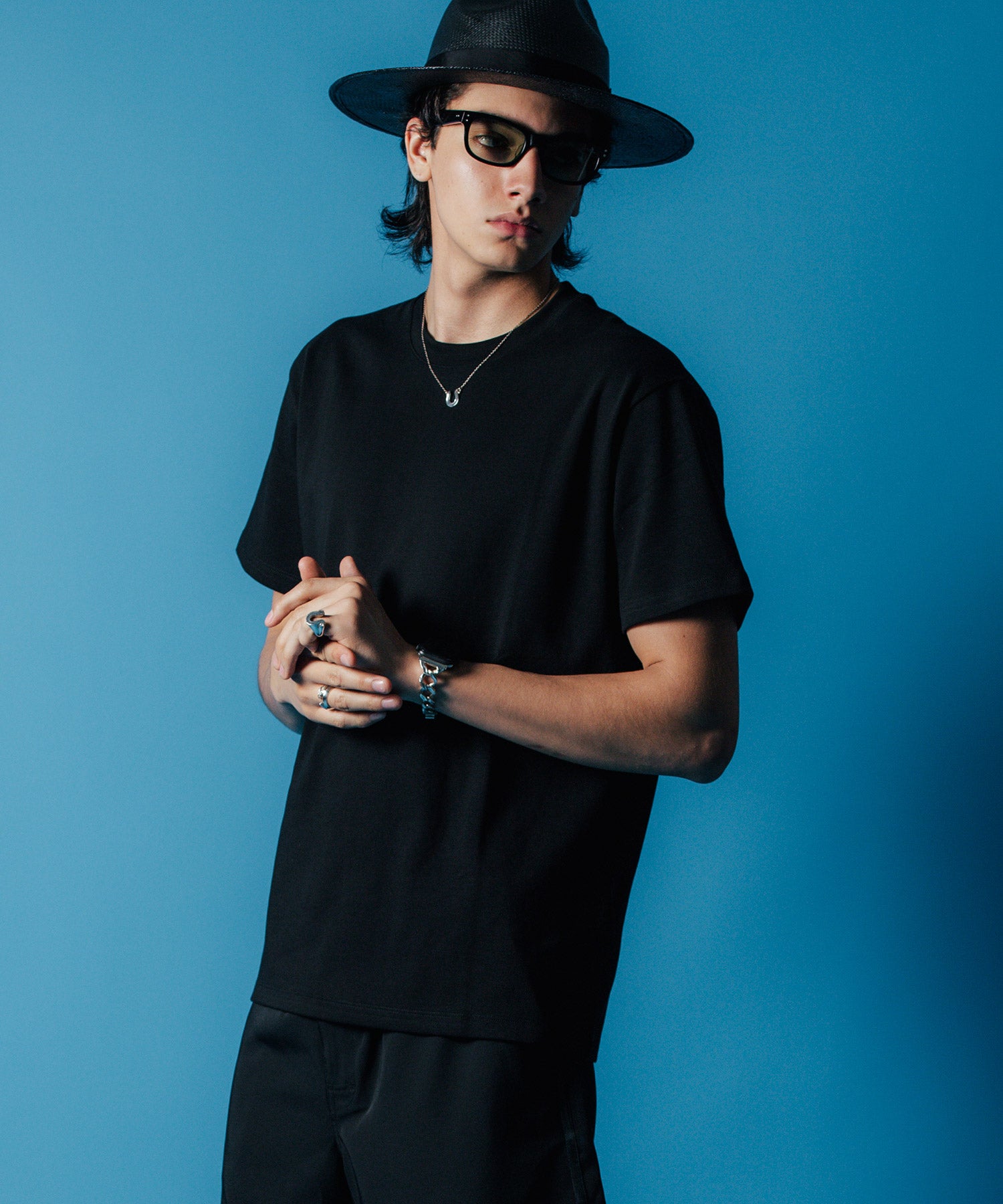 CREW NECK SHORT SLEEVE T SHIRT