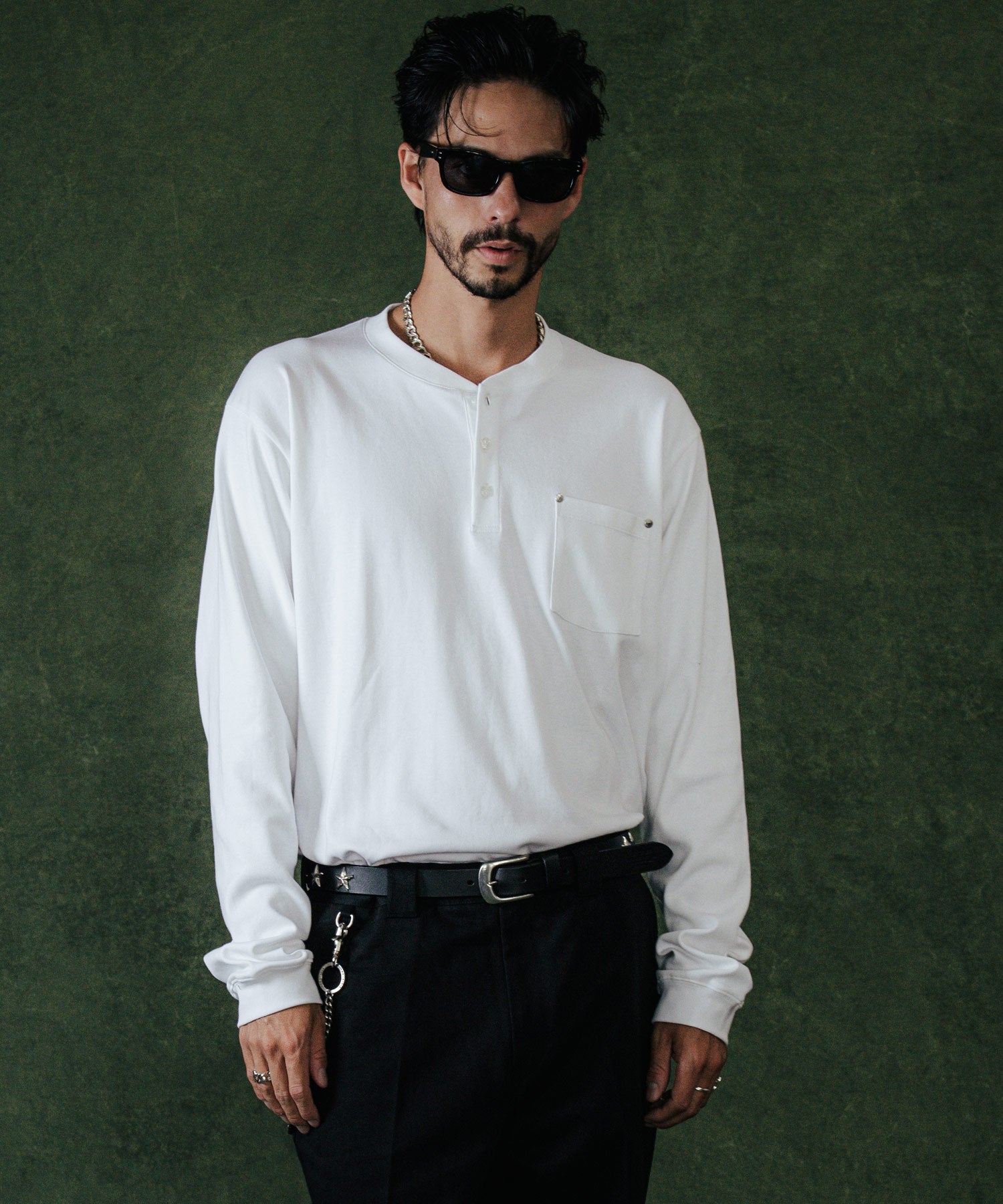 HENLY NECK POCKET LONG SLEEVE T SHIRTS