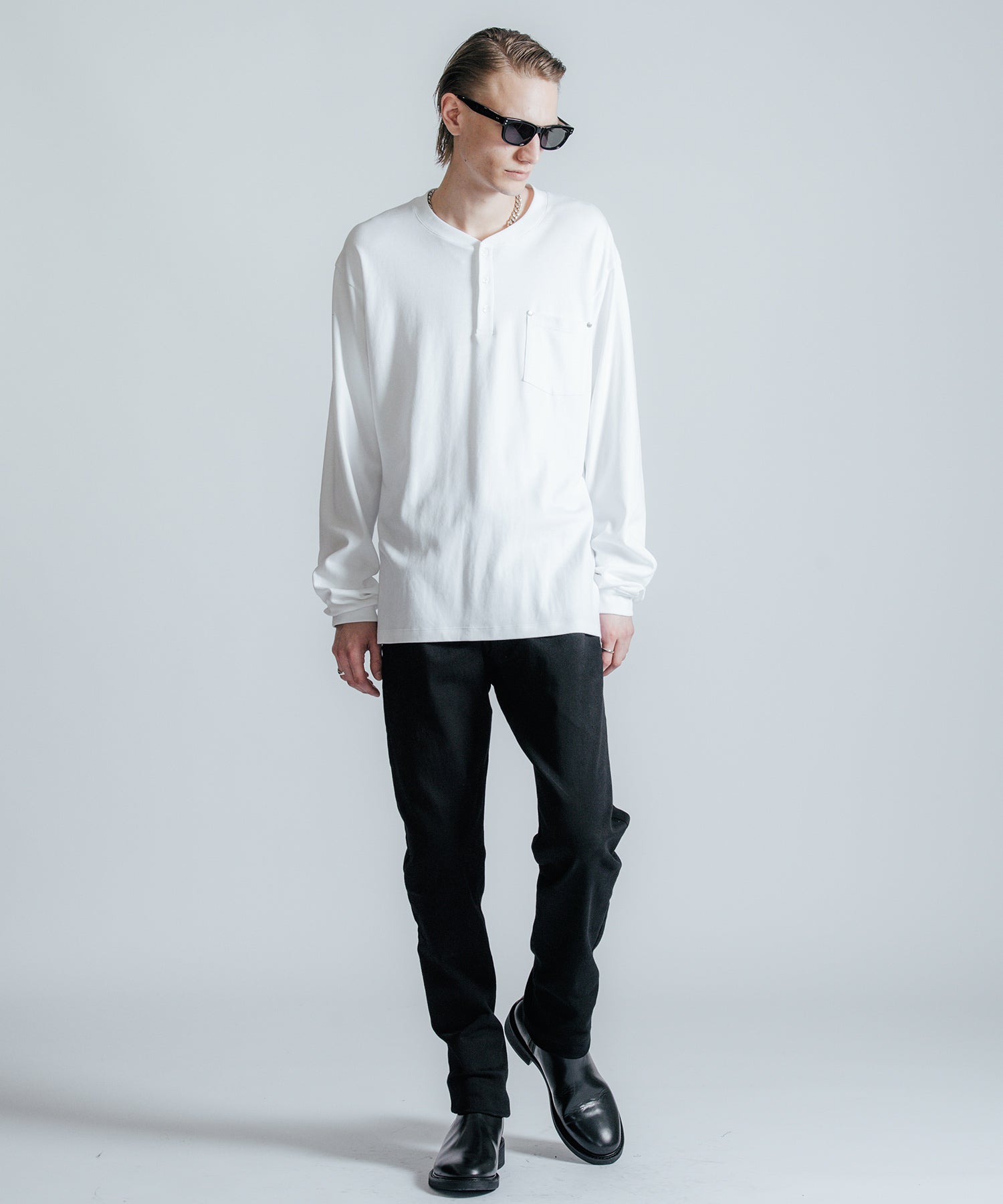 HENLY NECK POCKET LONG SLEEVE T SHIRTS