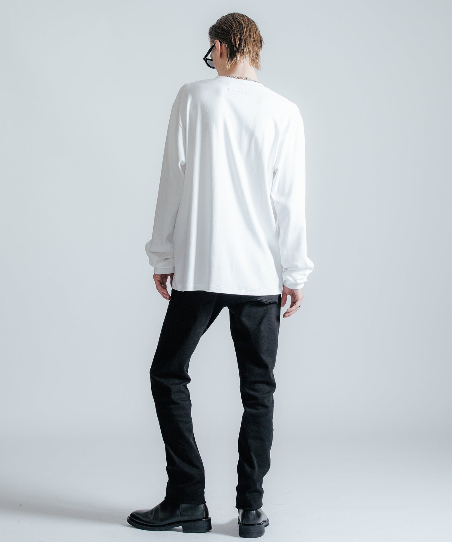 HENLY NECK POCKET LONG SLEEVE T SHIRTS