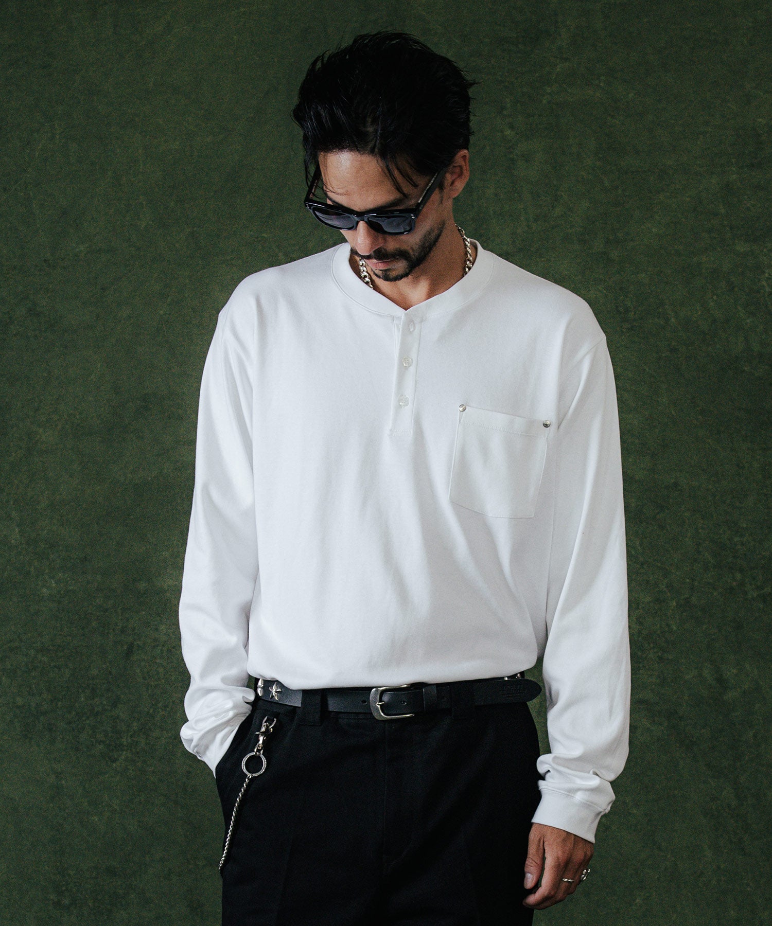 HENLY NECK POCKET LONG SLEEVE T SHIRTS