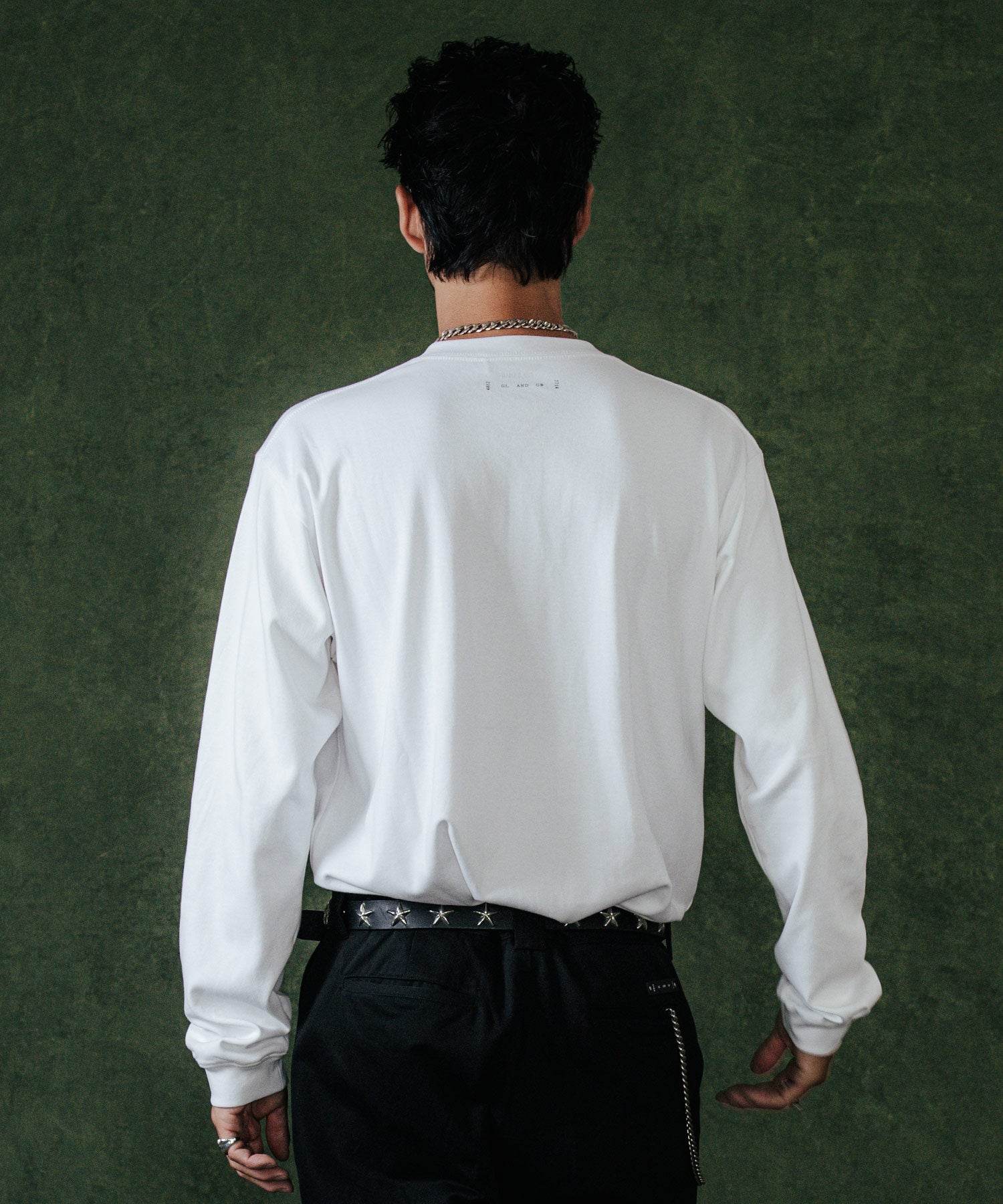 HENLY NECK POCKET LONG SLEEVE T SHIRTS