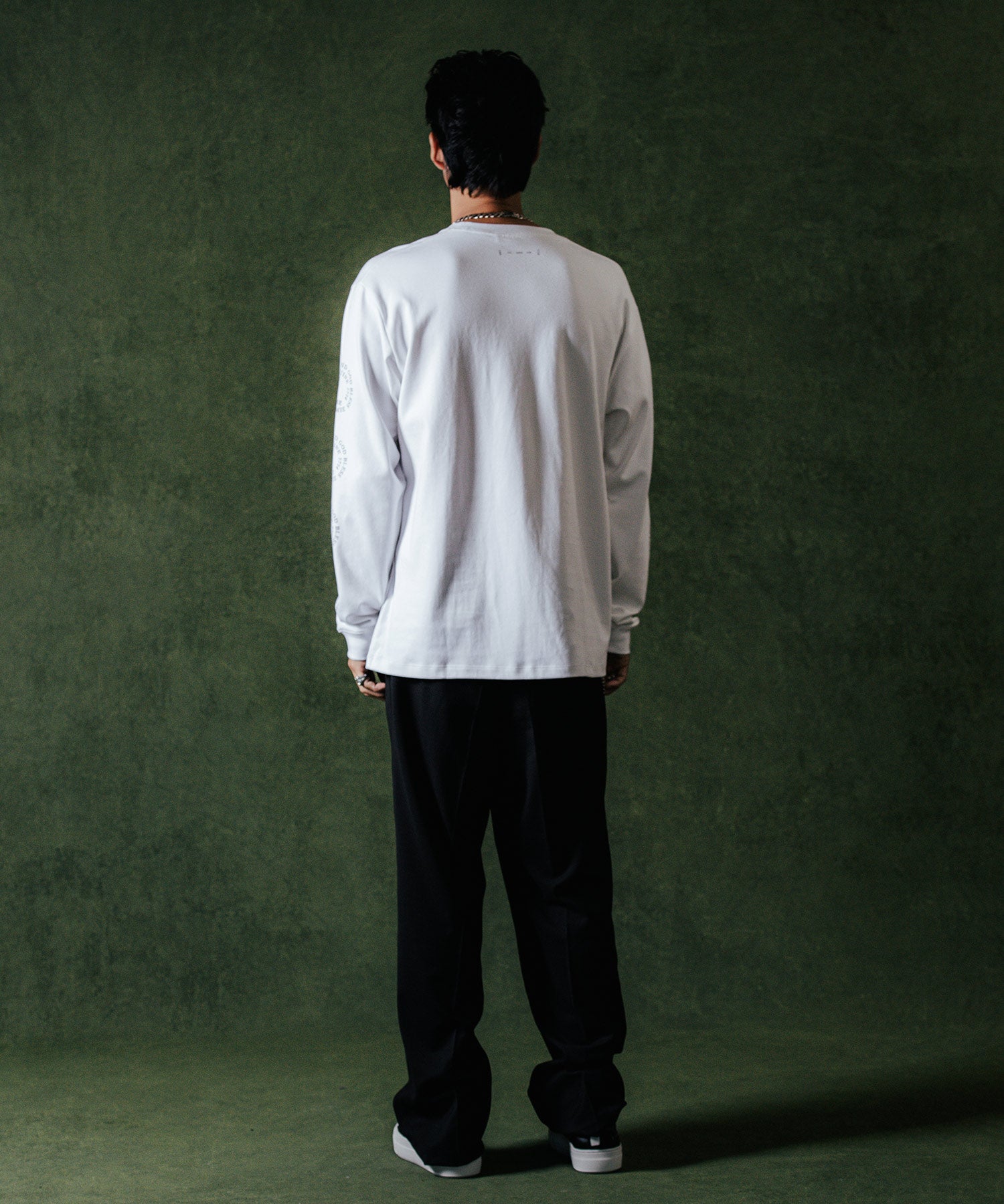 CIRCLE LOGO LONG SLEEVE T SHIRT