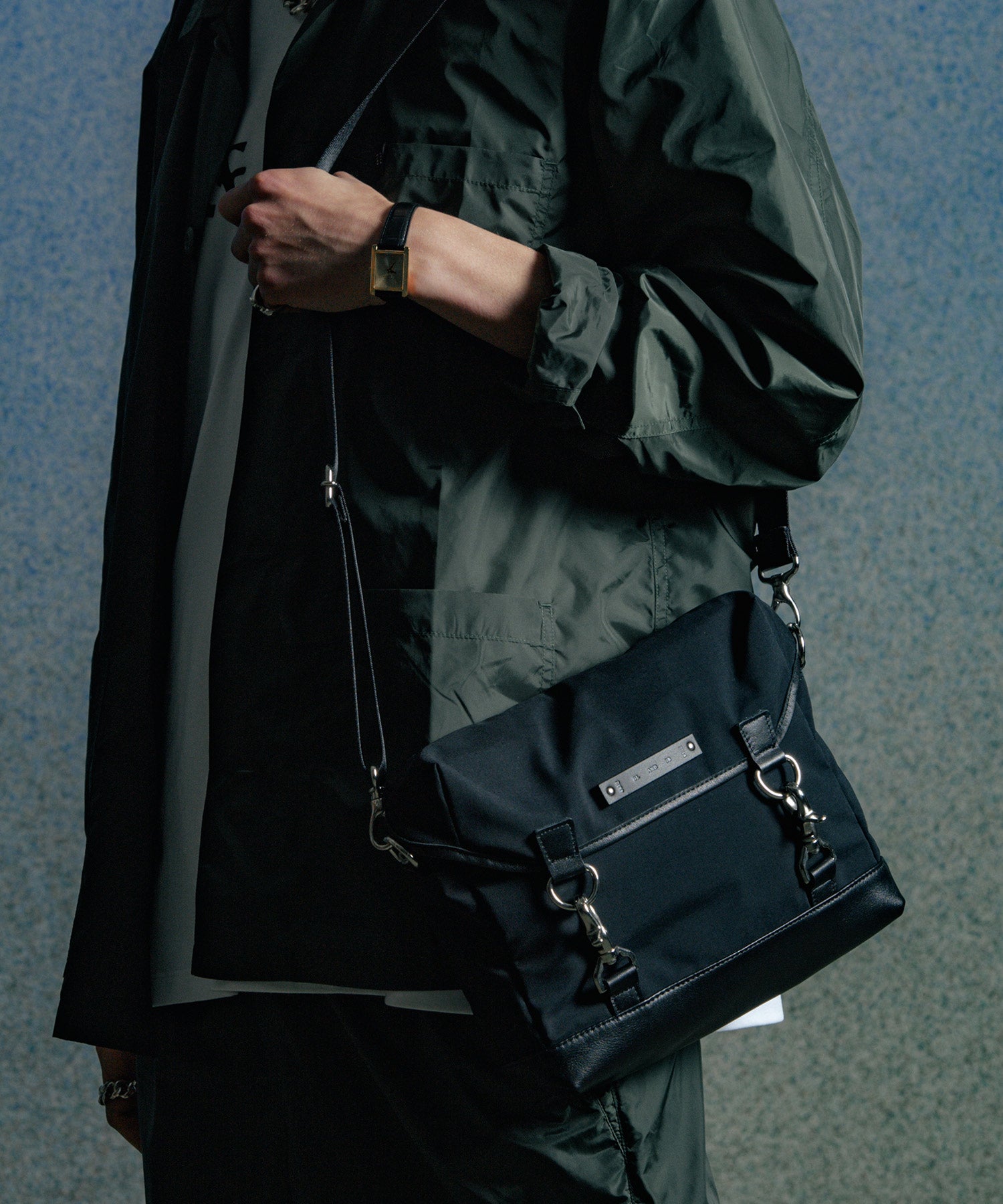 MILES OG 3LAYER SHOULDER BAG