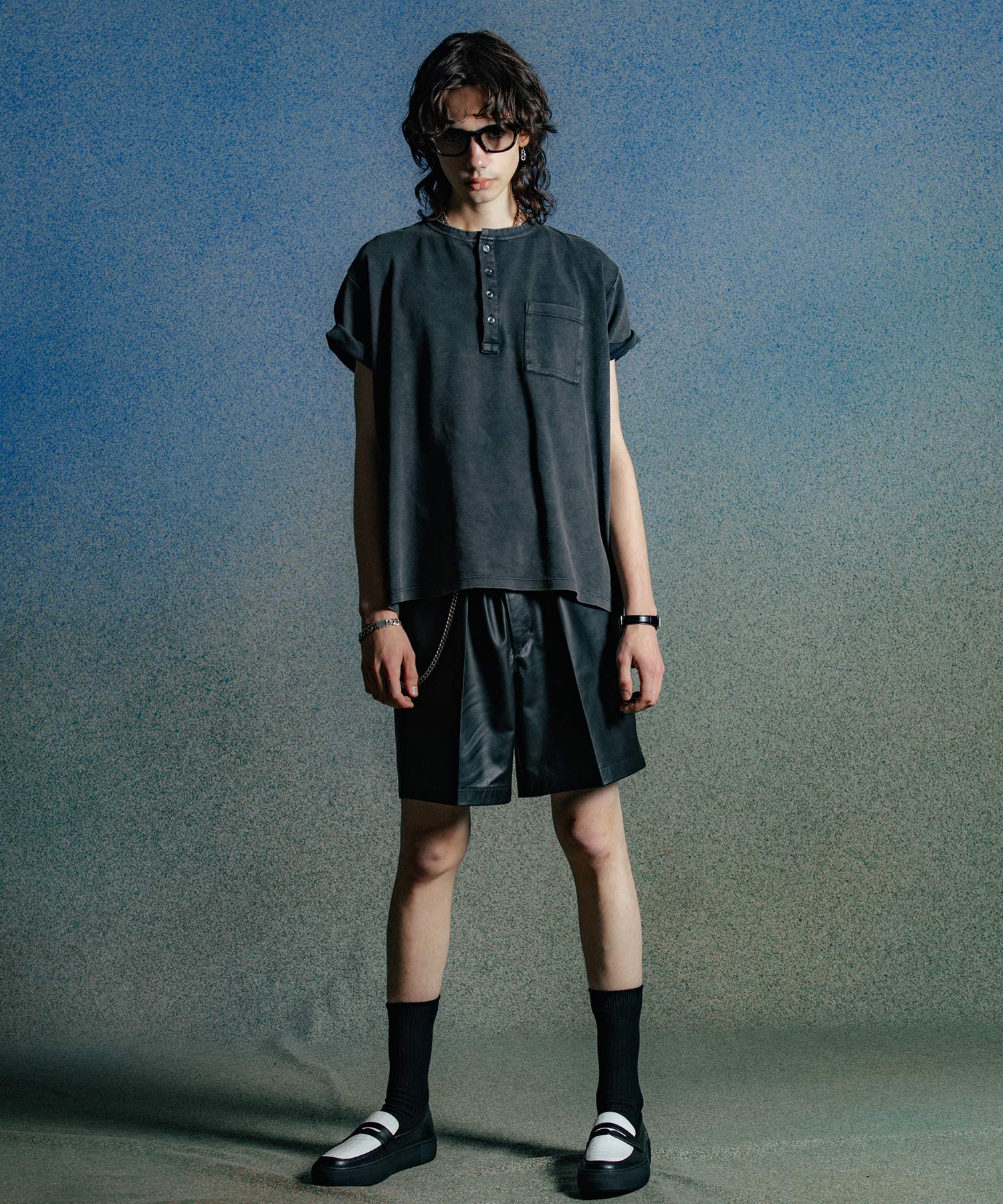 VINTAGE USED EDDIE SHORT LENGTH HENRY NECK T SHIRT