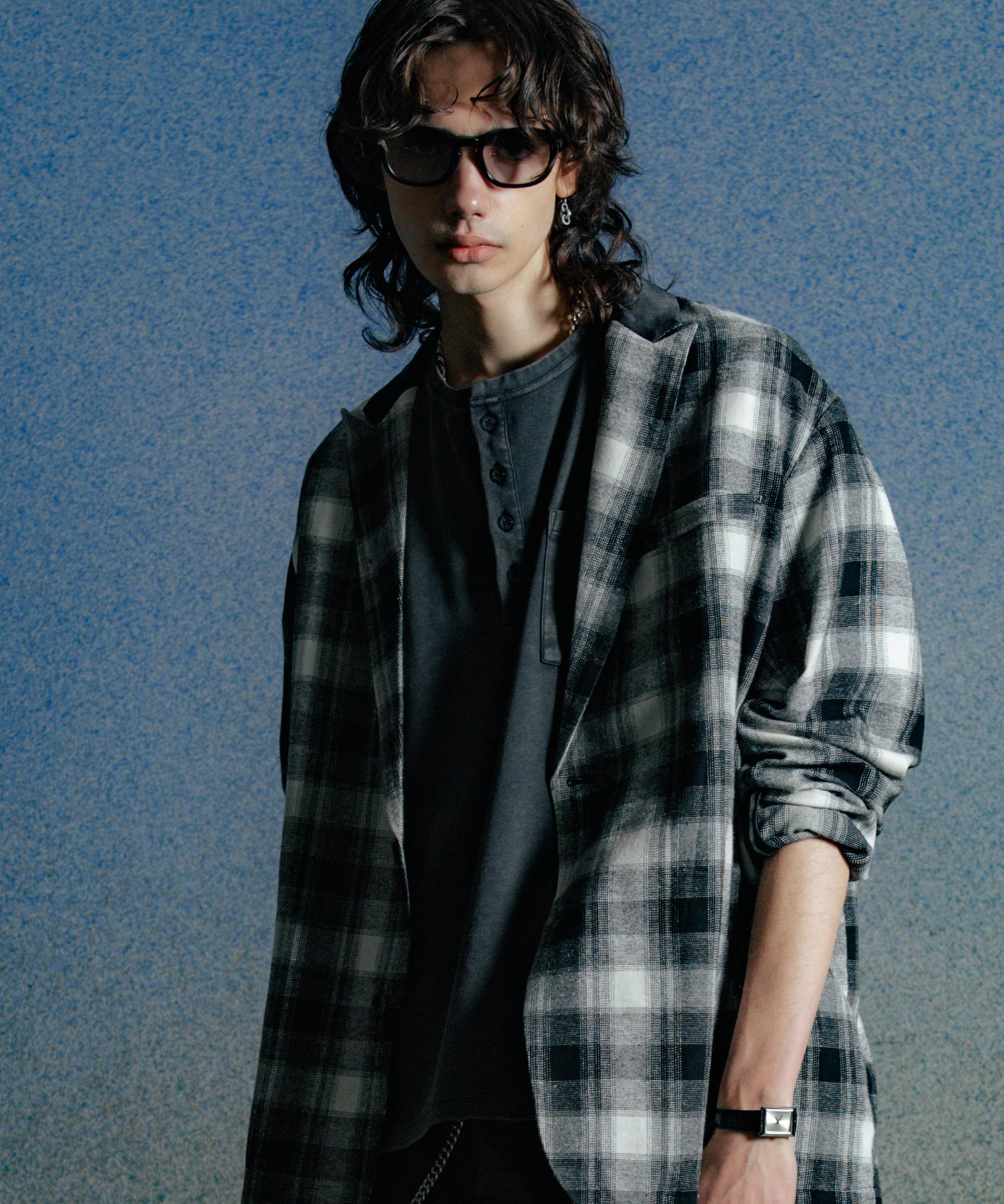 VINTAGE USED EDDIE SHORT LENGTH HENRY NECK T SHIRT