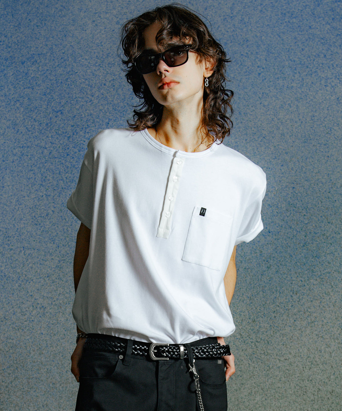 EDDIE SHORT LENGTH HENRY NECK T SHIRT