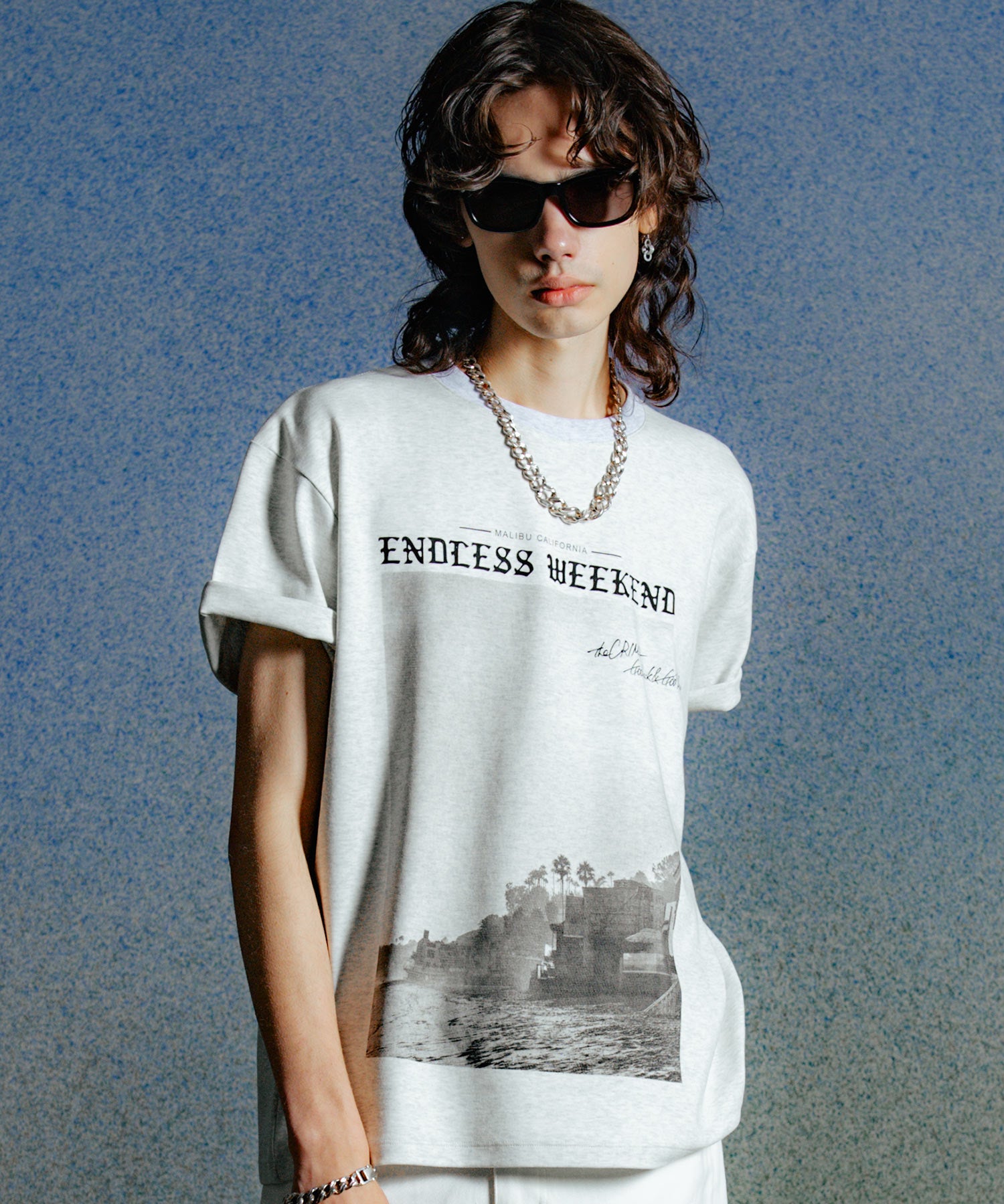 ENDLESS WEEKEND PHOTO T SHIRT