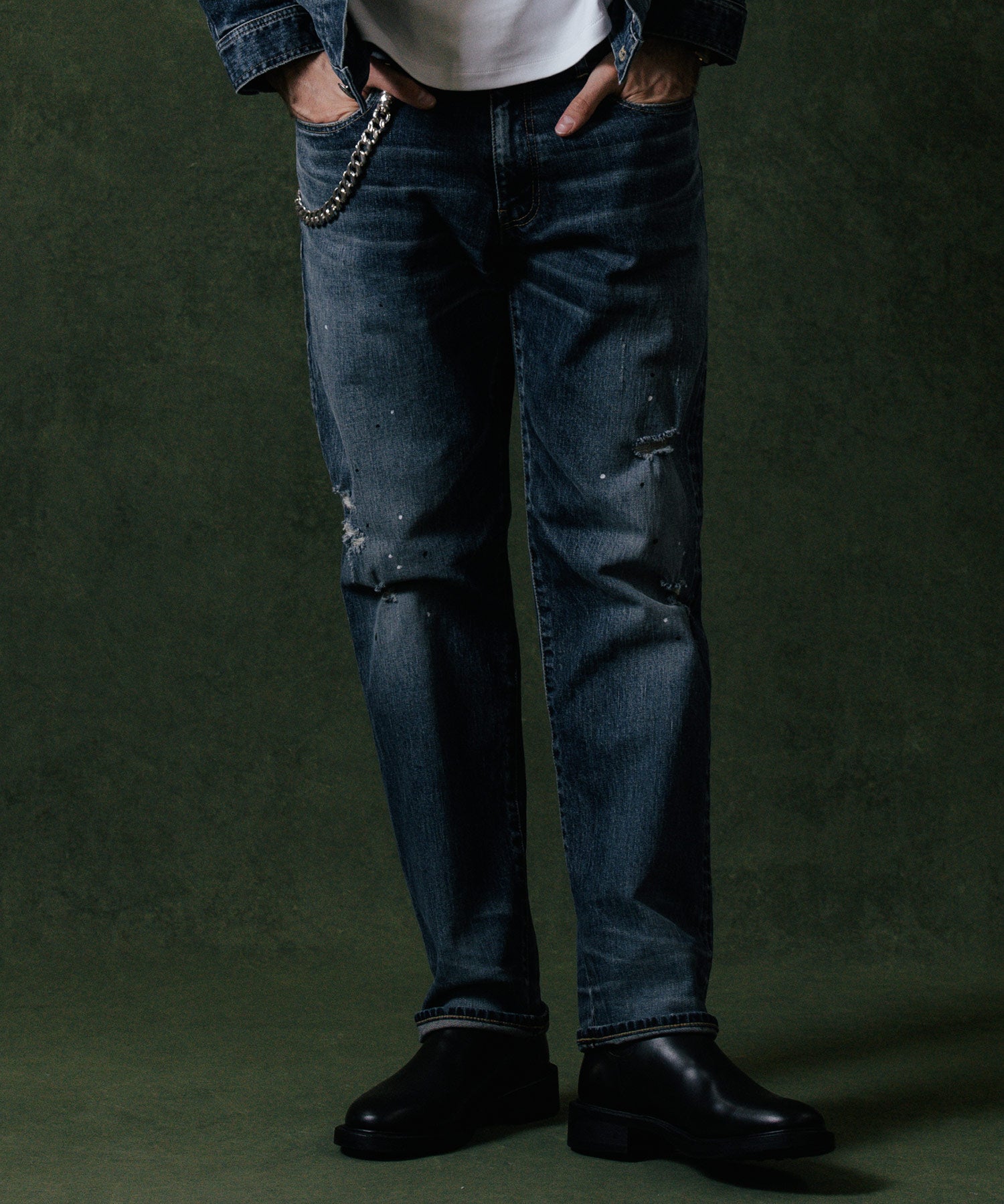 BORN FREE 2 REGULAR STYLE GARAGE USED SELVEDGE STRETCH JEANS