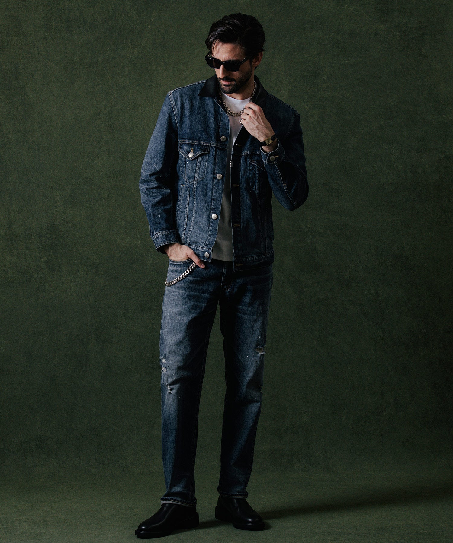 BORN FREE 2 REGULAR STYLE GARAGE USED SELVEDGE STRETCH JEANS