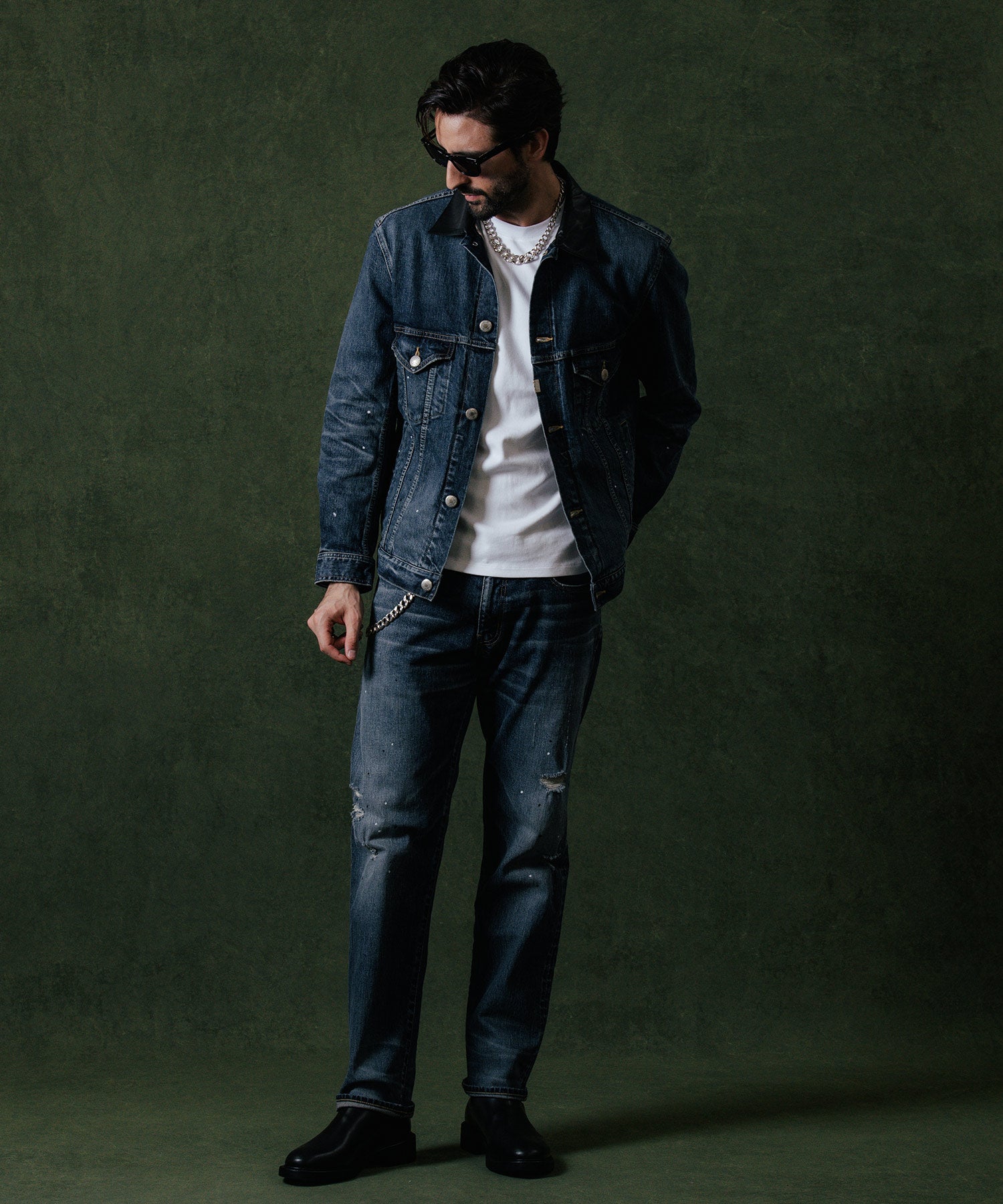 BORN FREE 2 REGULAR STYLE GARAGE USED SELVEDGE STRETCH JEANS
