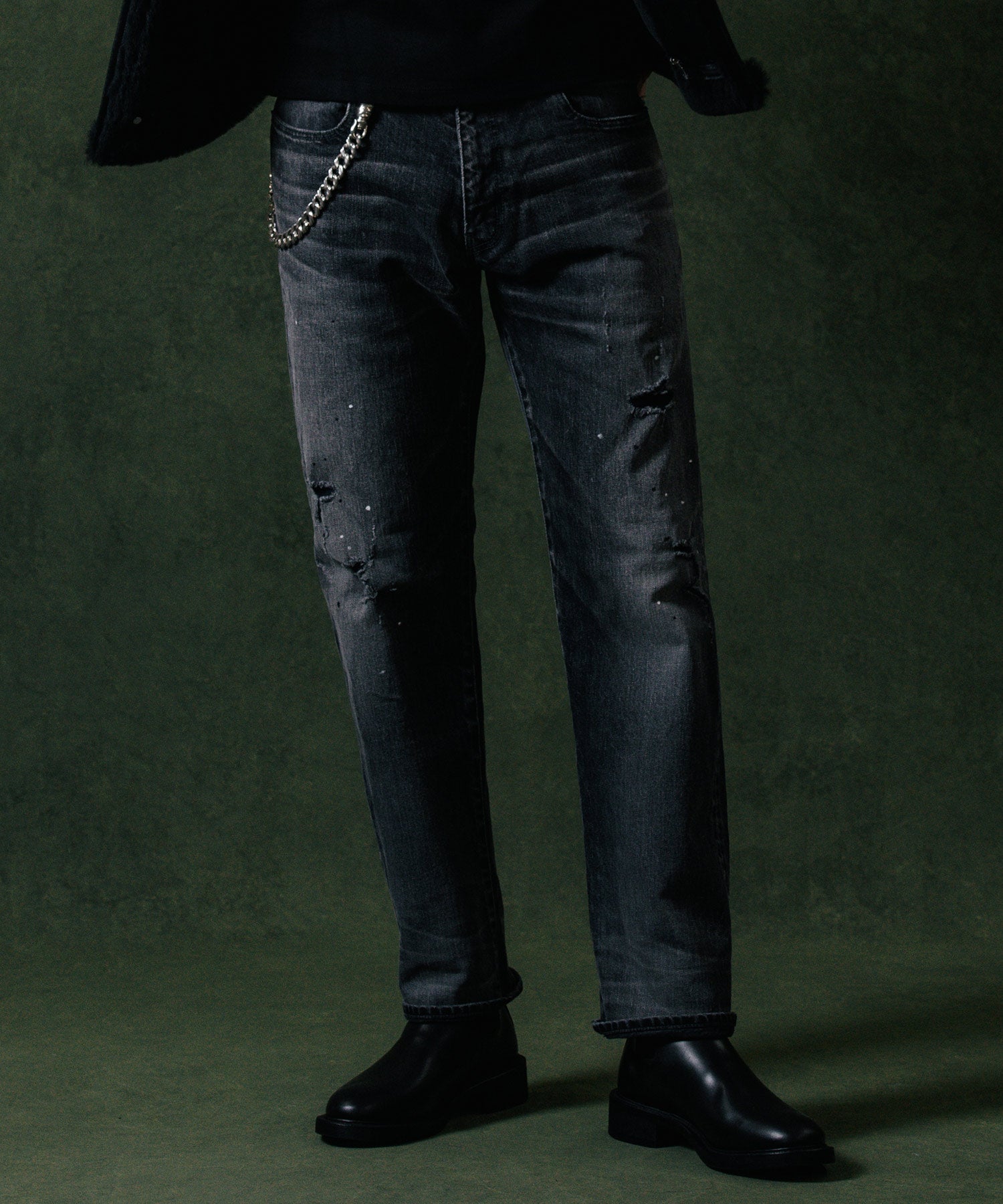 BORN FREE 2 REGULAR STYLE GARAGE USED SELVEDGE STRETCH JEANS