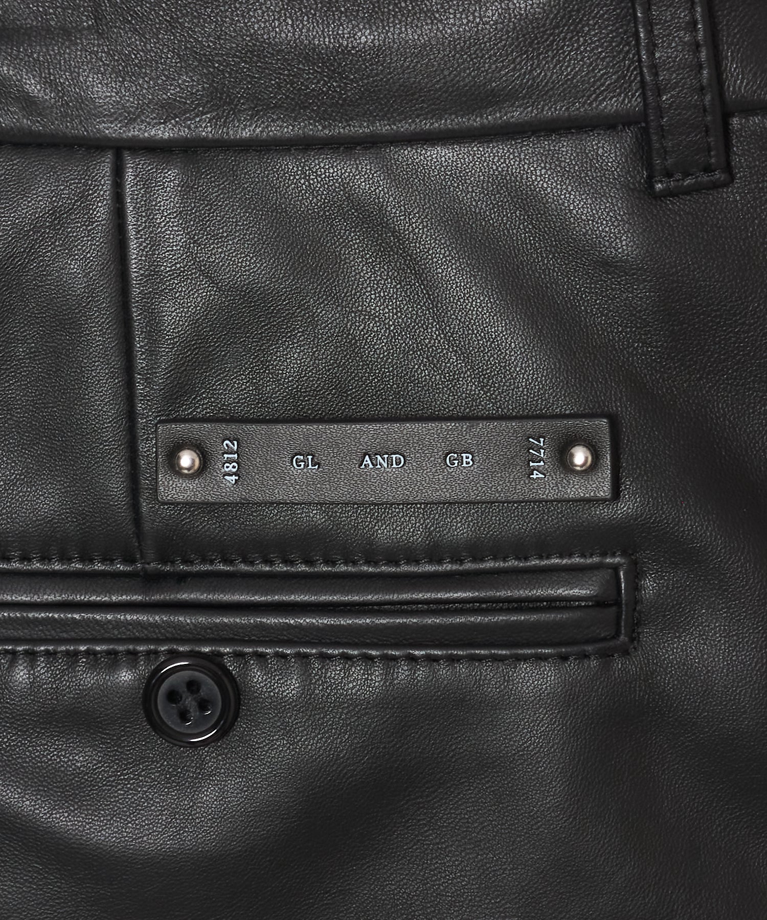 SPANISH LAMB LEATHER SHORT TROUSERS