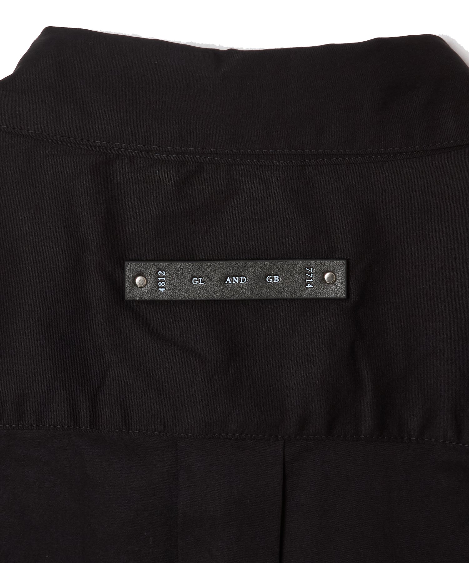 FLAP POCKET STRETCH DRESS SHORT SLEEVE SHIRT