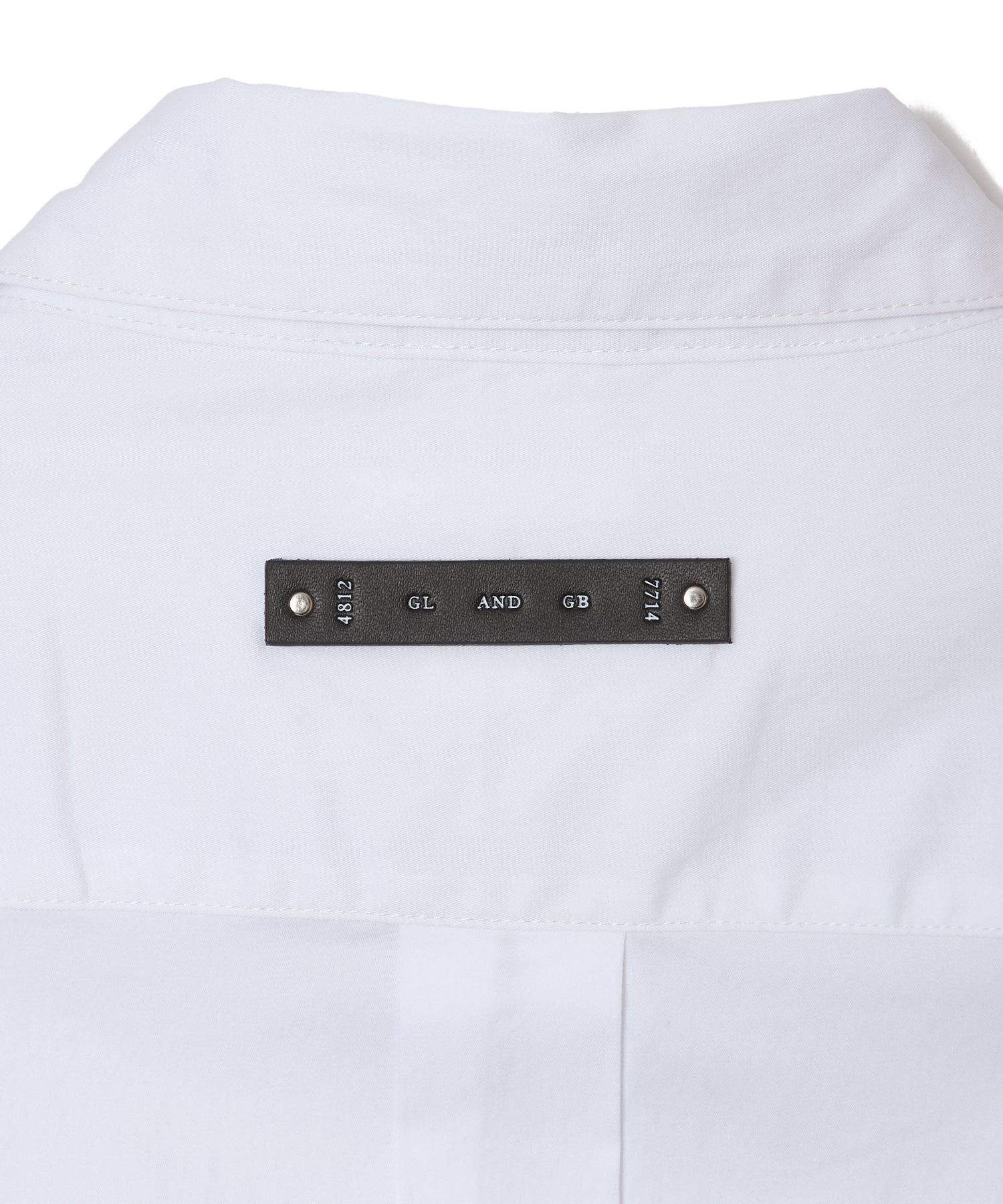 FLAP POCKET STRETCH DRESS SHORT SLEEVE SHIRT