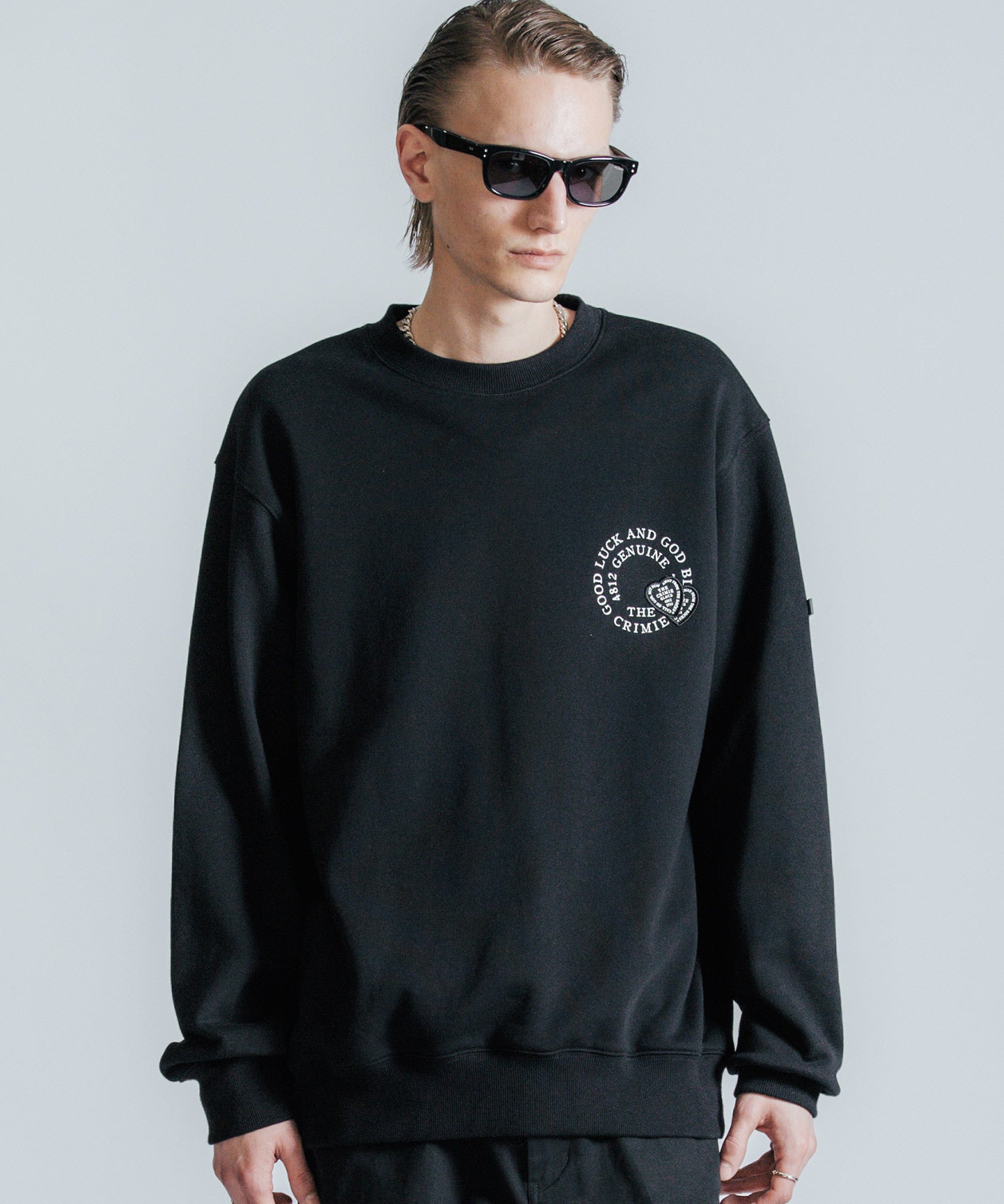 CIRCLE LOGO HEART WAPPEN CREW NECK SWEAT
