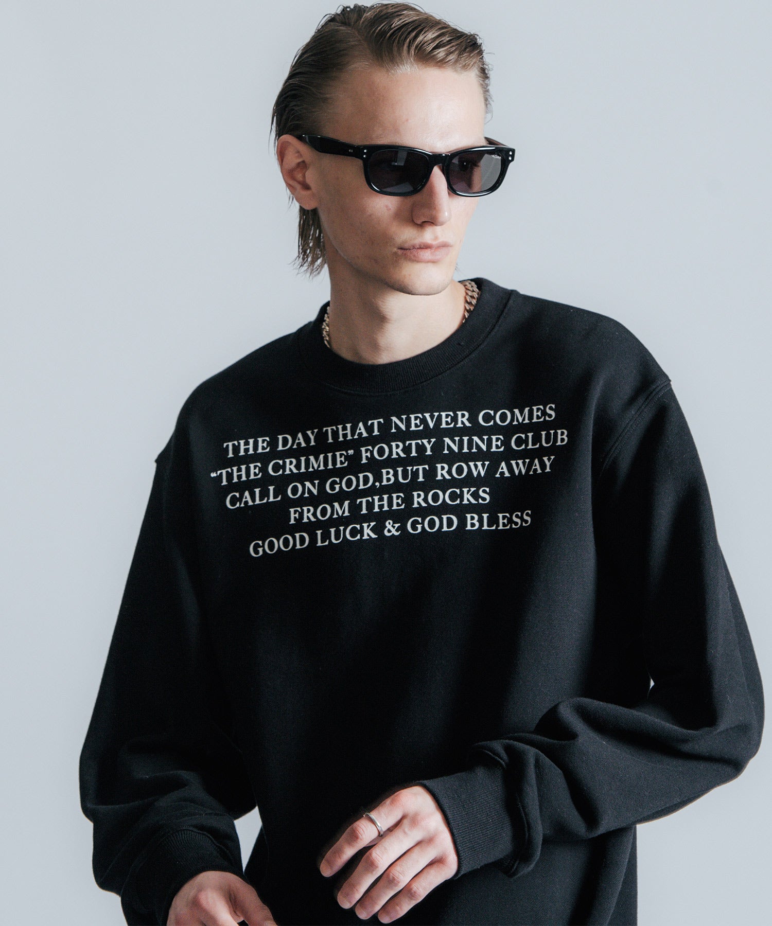 TYPO GRAPHIC CREW NECK SWEAT