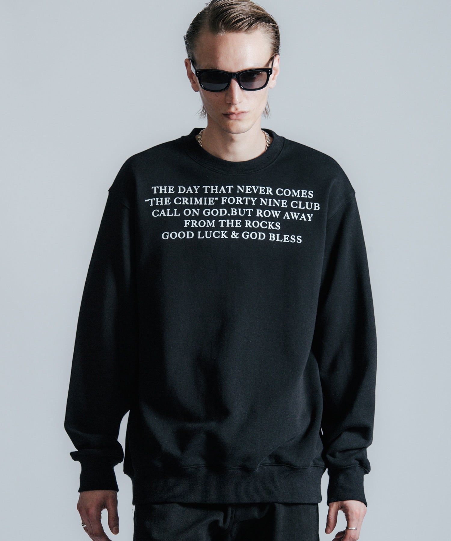 TYPO GRAPHIC CREW NECK SWEAT