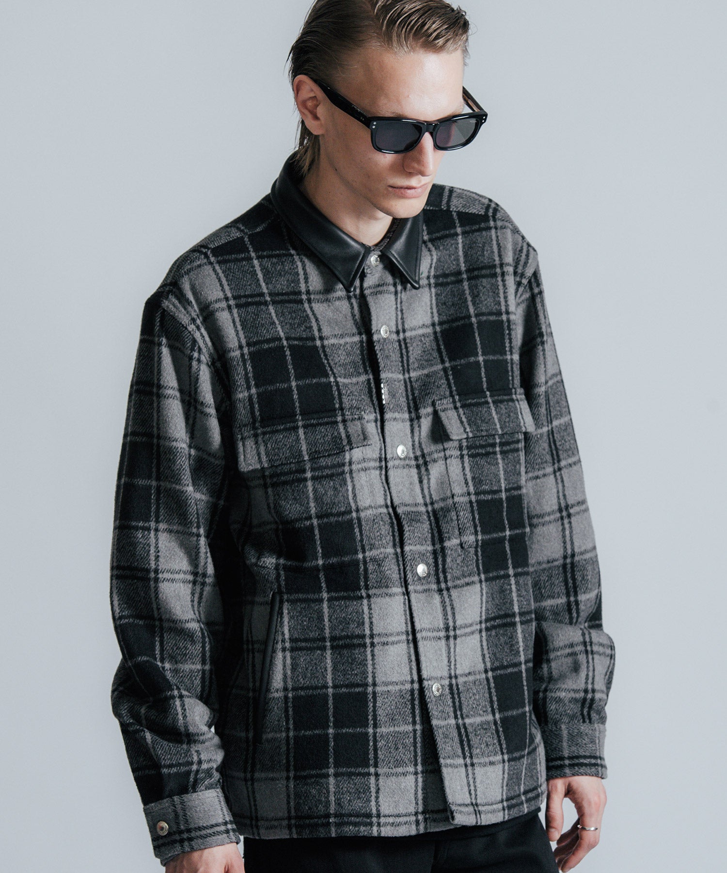 LEATHER COLLAR CHECK CPO SHIRT