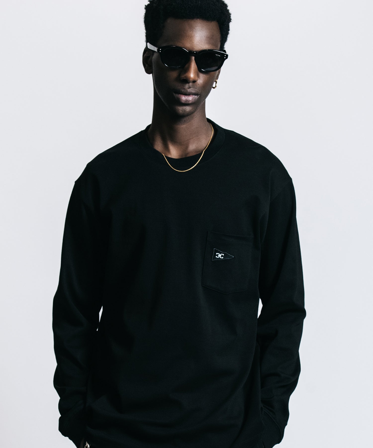 FLAG LOGO POCKET LONG SLEEVE T SHIRT