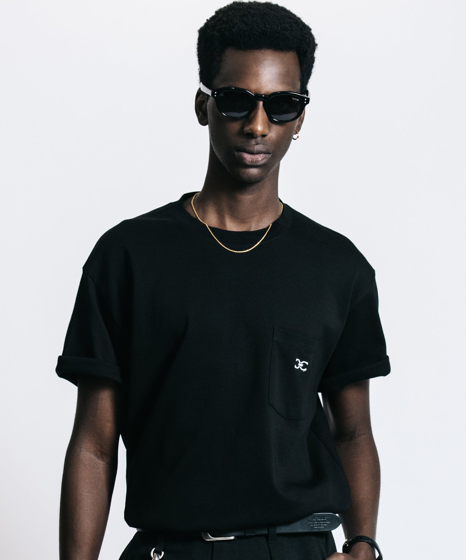 CHAIN-LINK “C” EMBROIDERY POCKET T-SHIRT