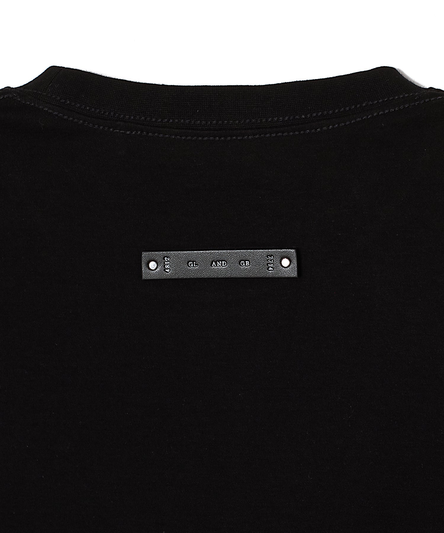 CR EMBROIDERY POCKET T SHIRT