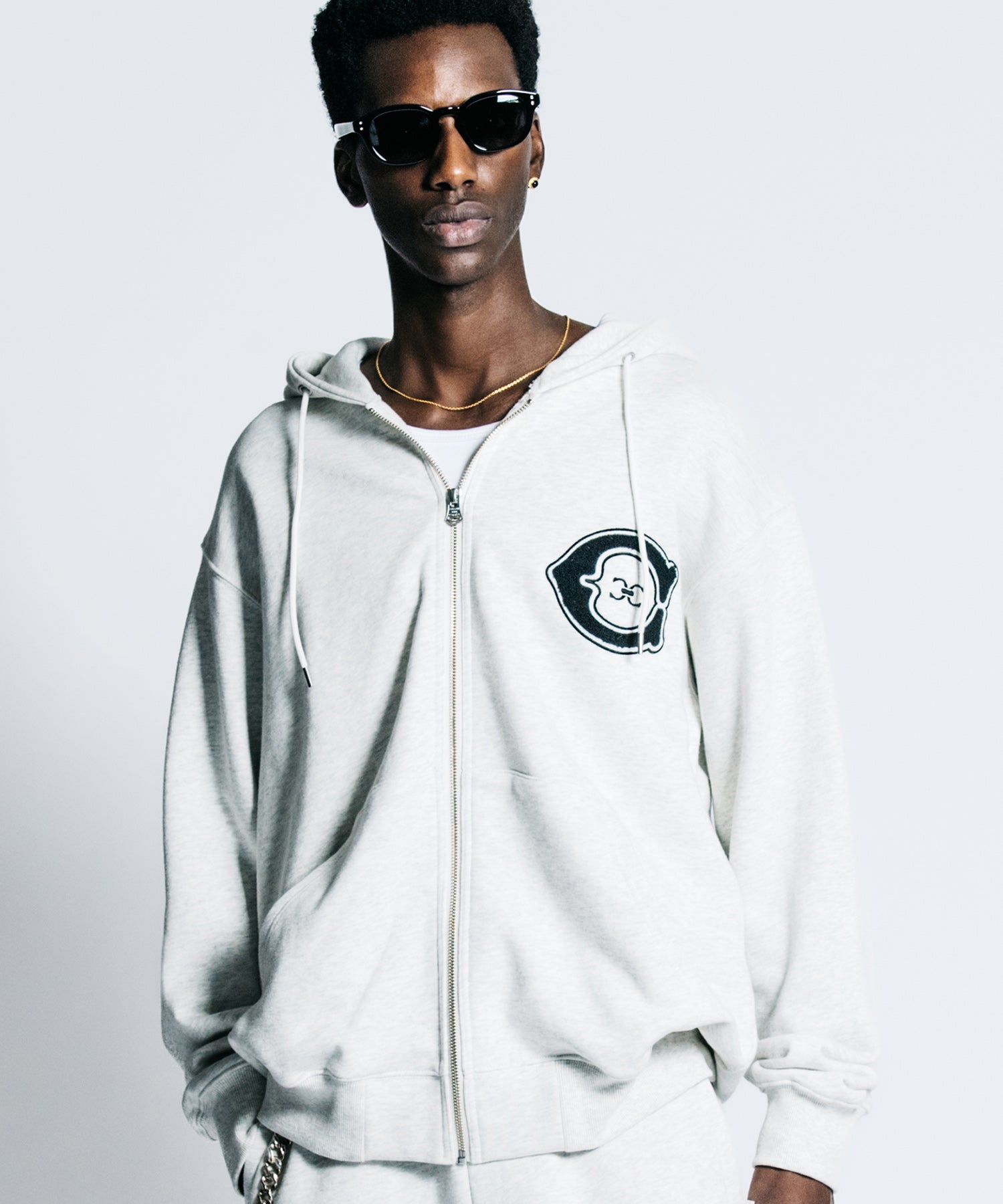 C CHENILLE PATCH ZIP HOODIE