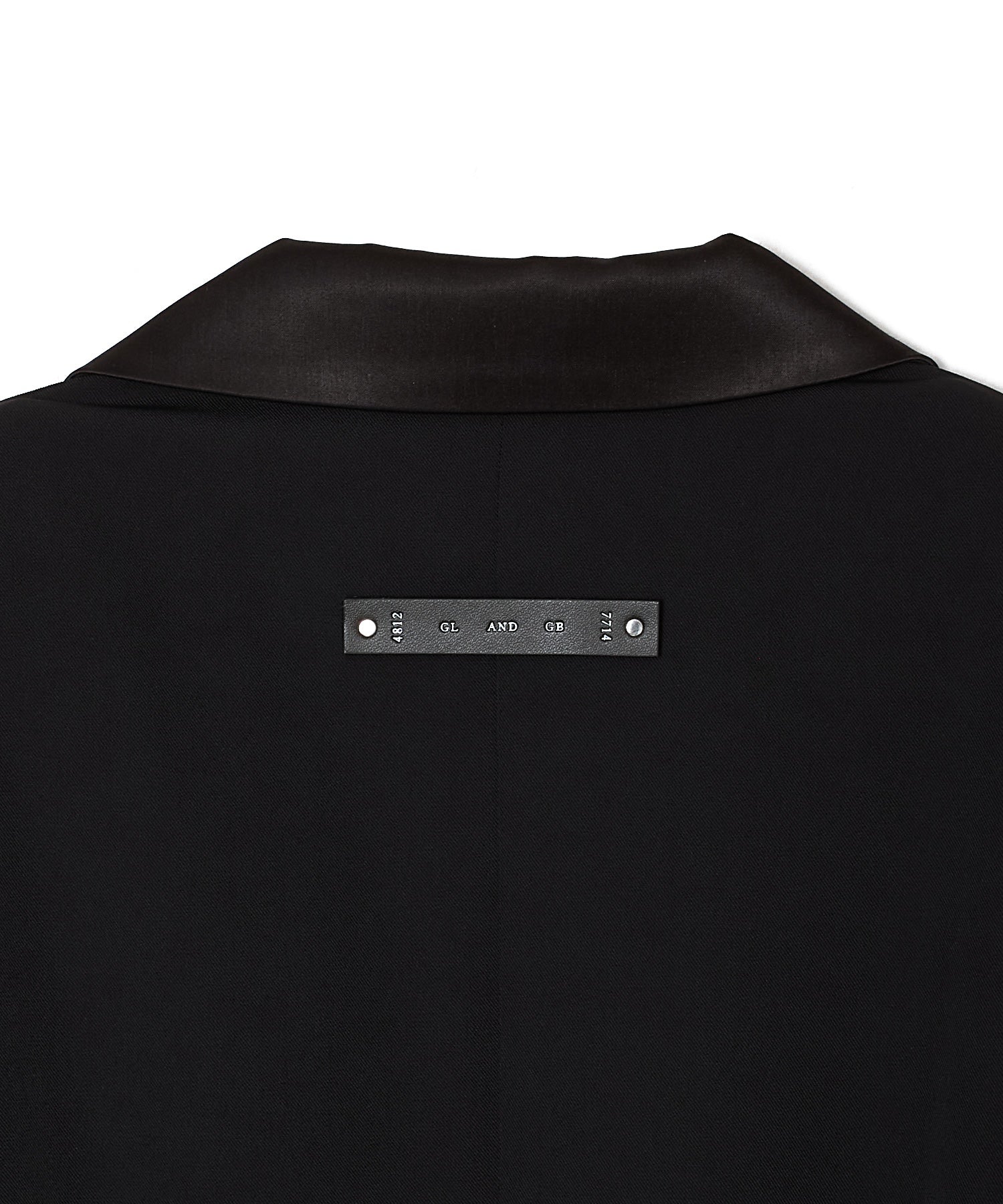 2B TAILORED SUMMER NIGHT JACKET – ALL SEASON EASY CARE