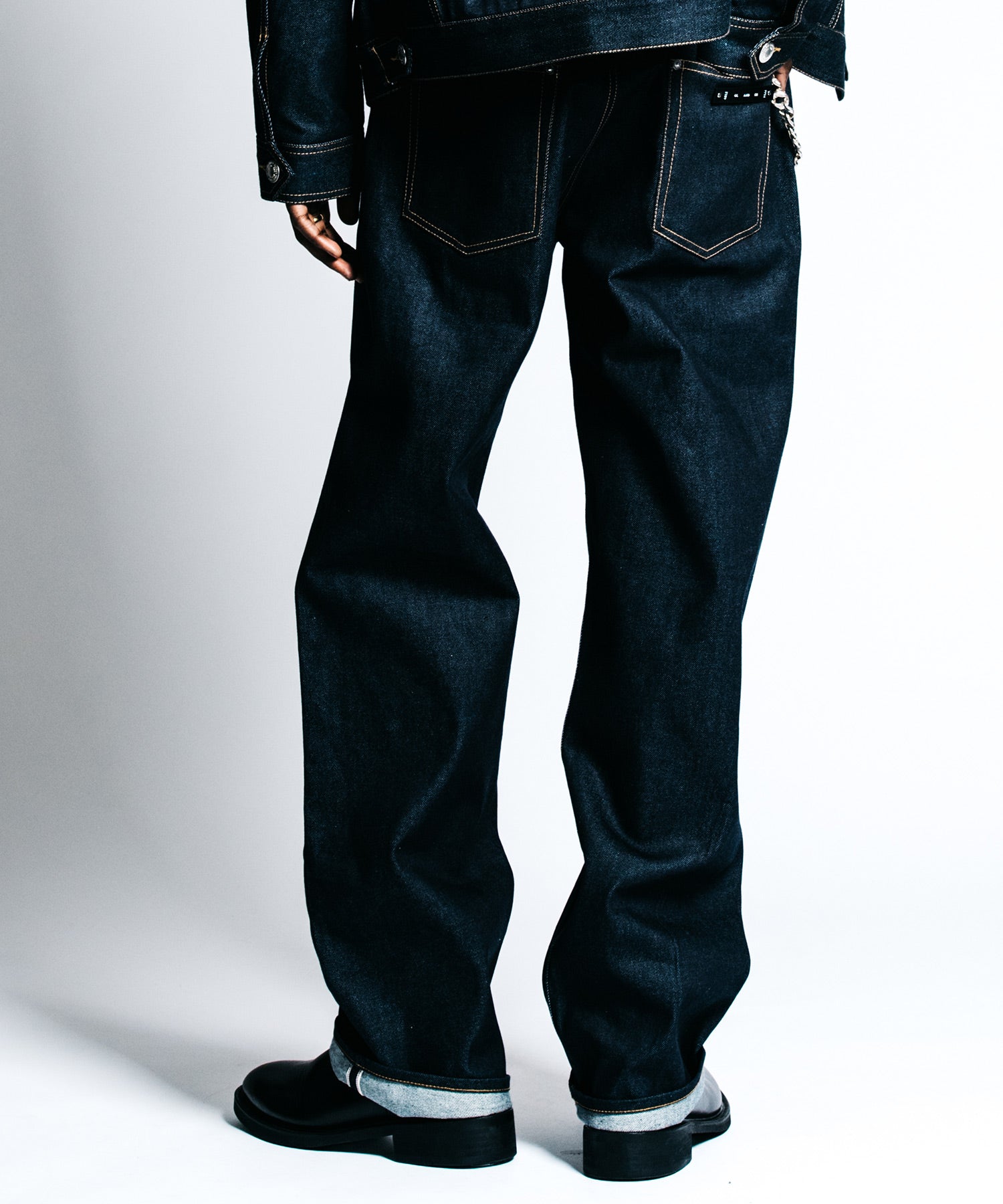 BORN FREE 2 REGULAR STYLE SELVEDGE JEANS