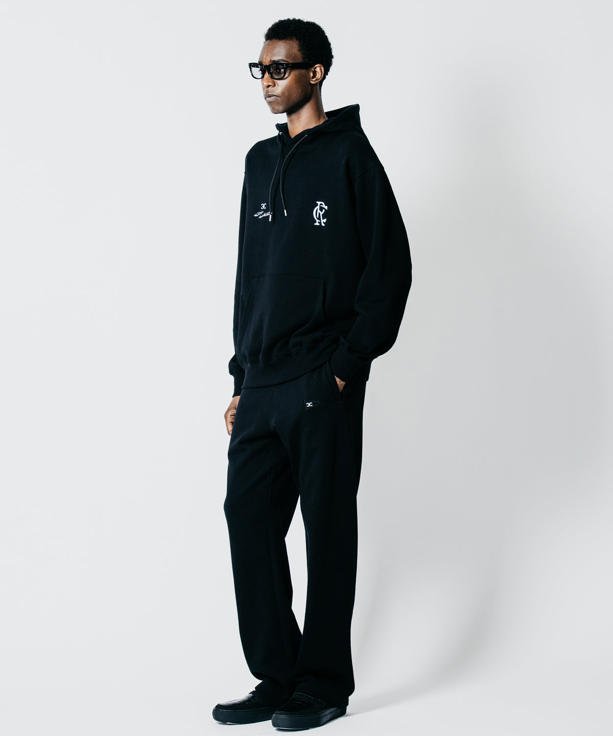 SIGNATURE PATCHWORK SWEAT PANTS