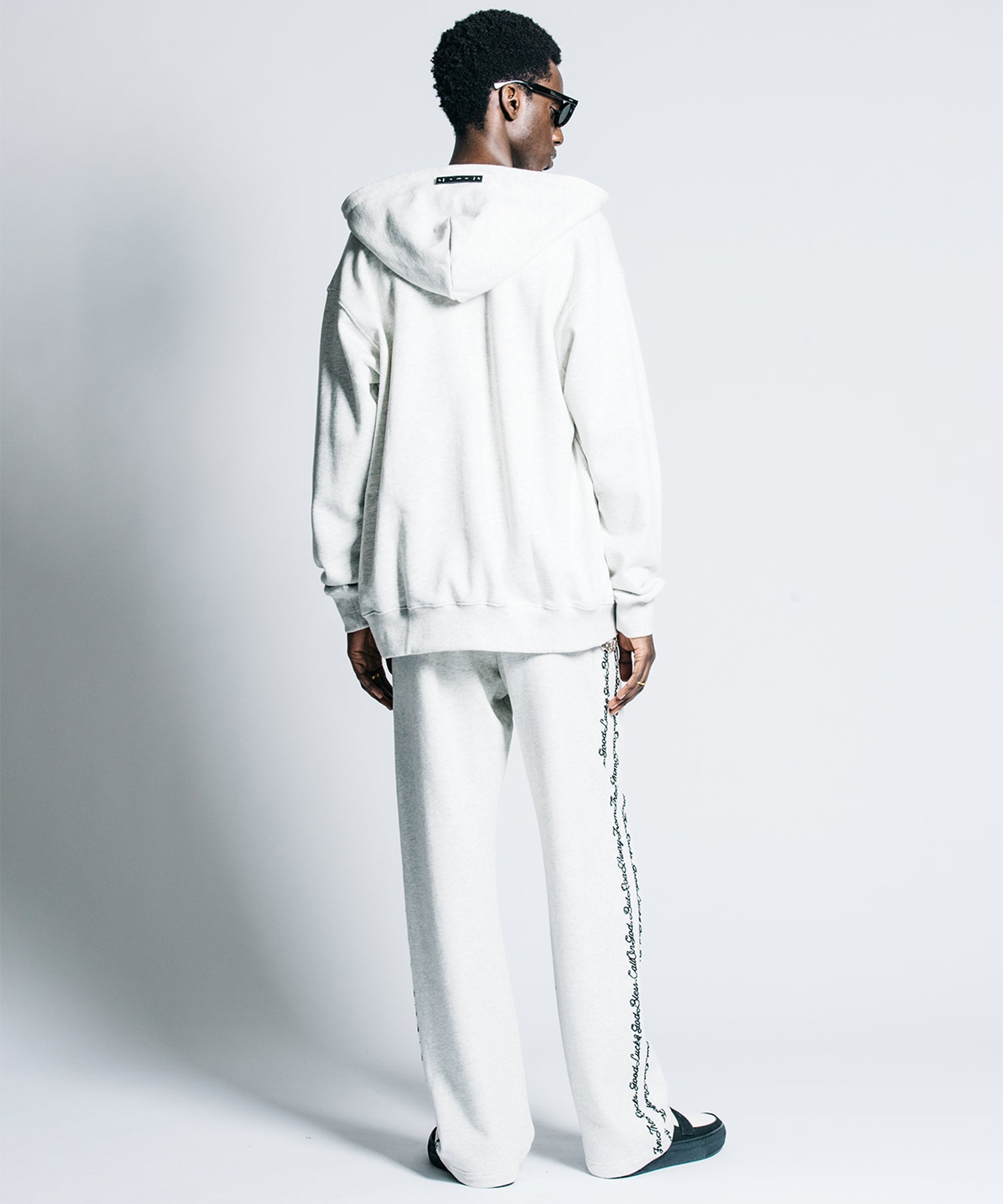 SCRIPT DOUBLE-LINE CHAIN STITCH SWEAT PANTS