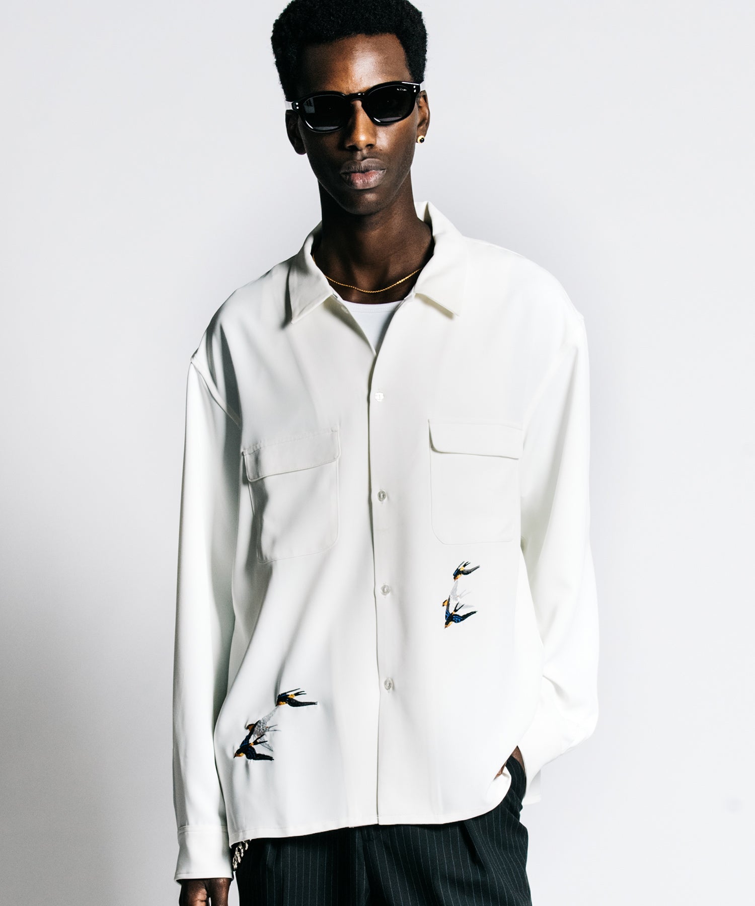 TAILORED SWALLOW EMBROIDERY L/S SHIRT – EASY CARE