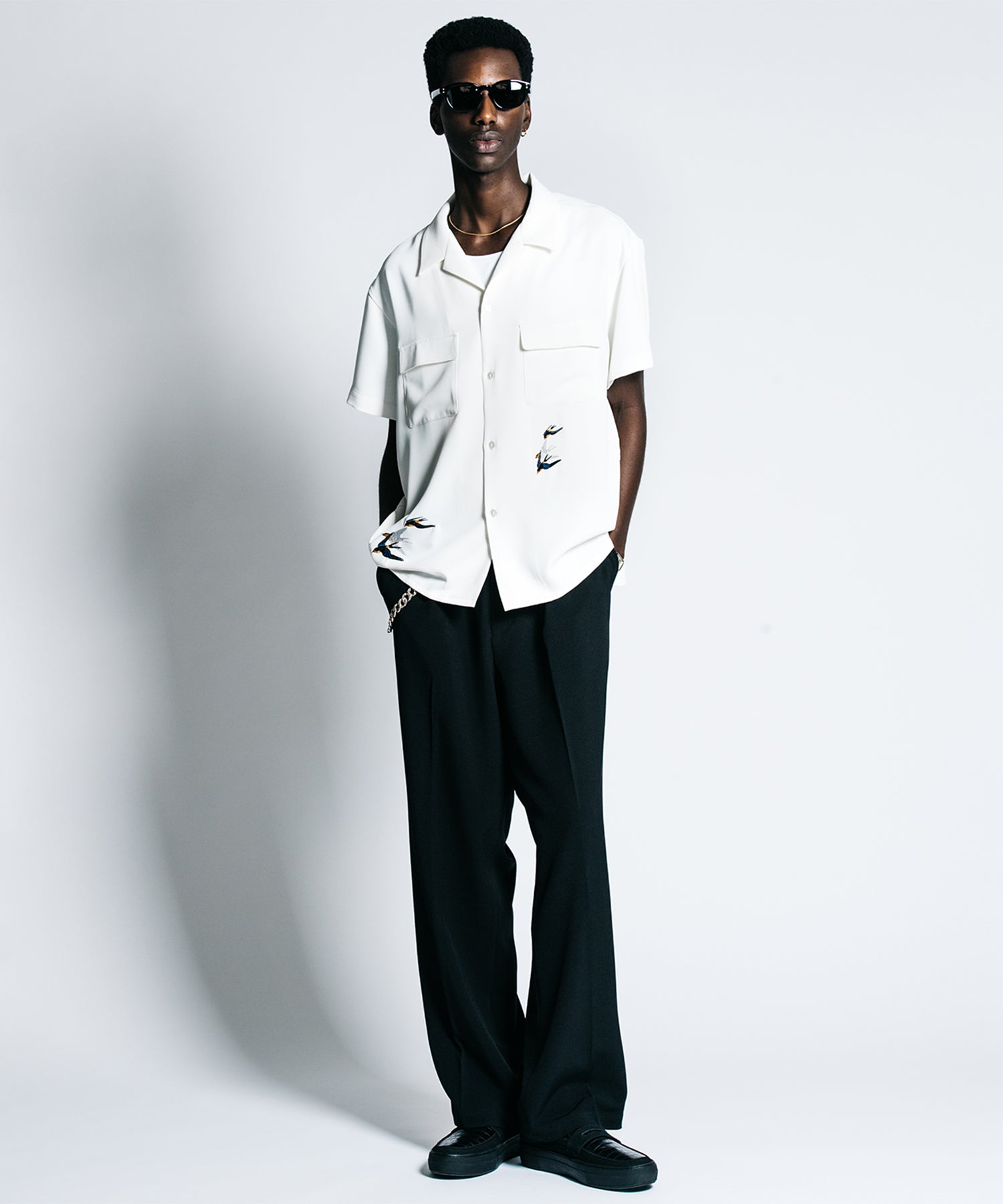 TAILORED SWALLOW EMBROIDERY S/S SHIRT – EASY CARE