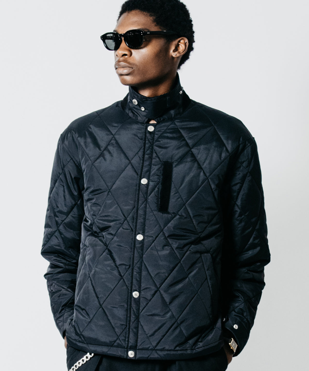 DIAMOND-QUILTED SHORT JACKET