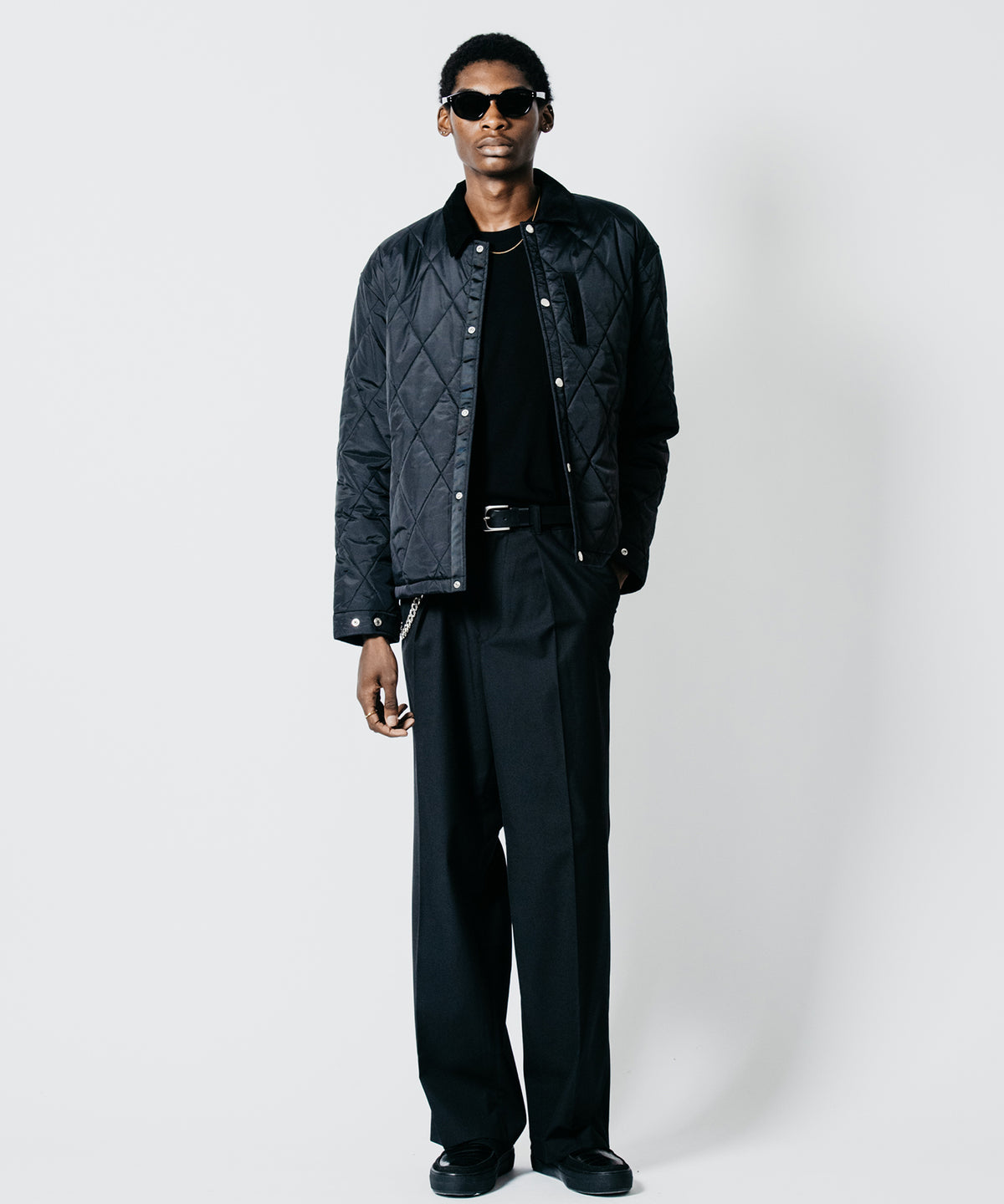 DIAMOND-QUILTED SHORT JACKET