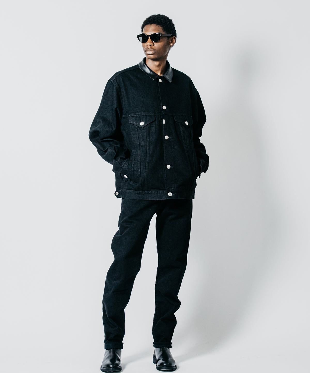 BORN FREE TAPERED AUTHENTIC SELVEDGE ONE WASH JEANS - BLACK MADE IN JAPAN