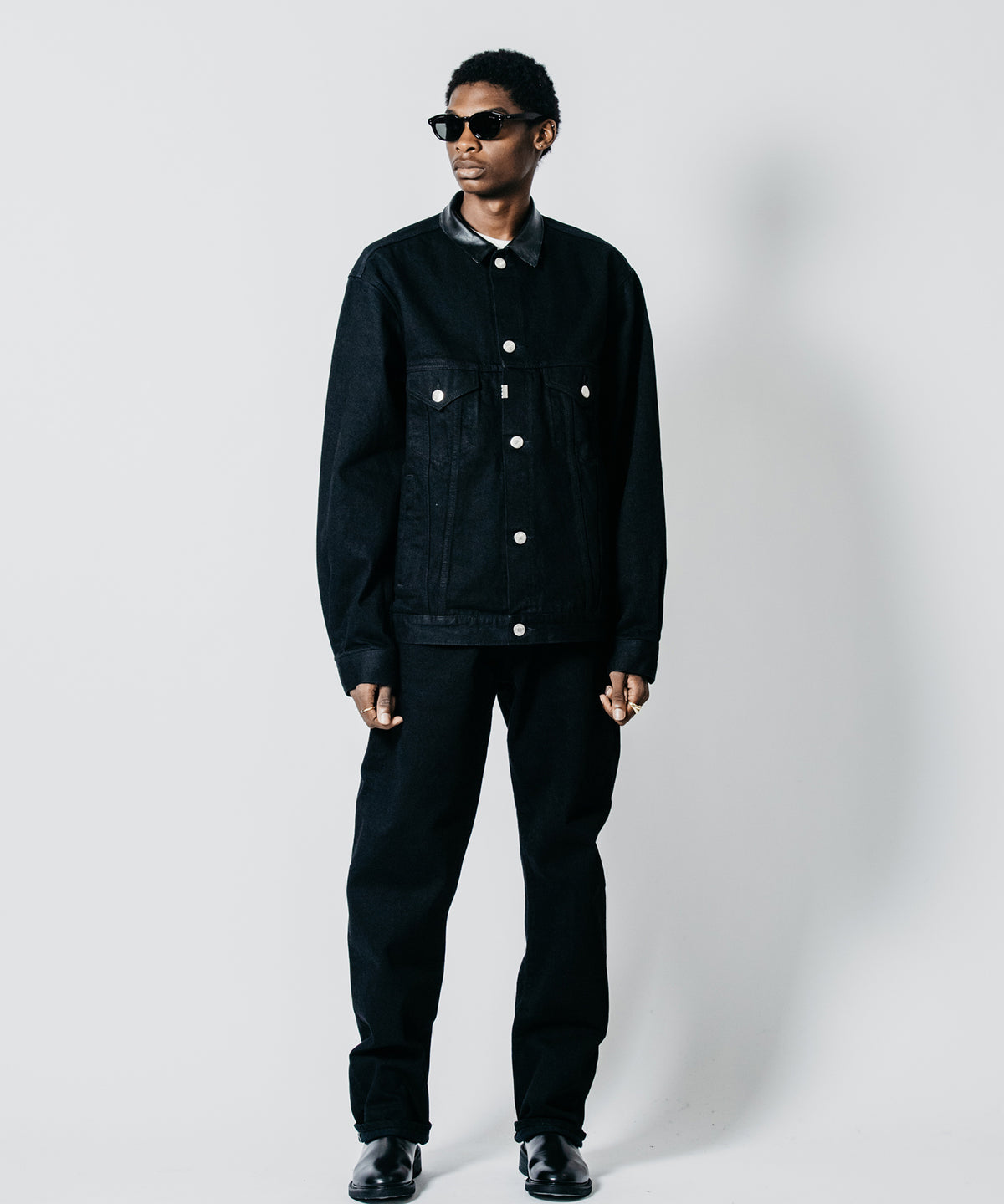 BORN FREE STRAIGHT ESSENTIAL SELVEDGE ONE WASH JEANS - BLACK MADE IN JAPAN
