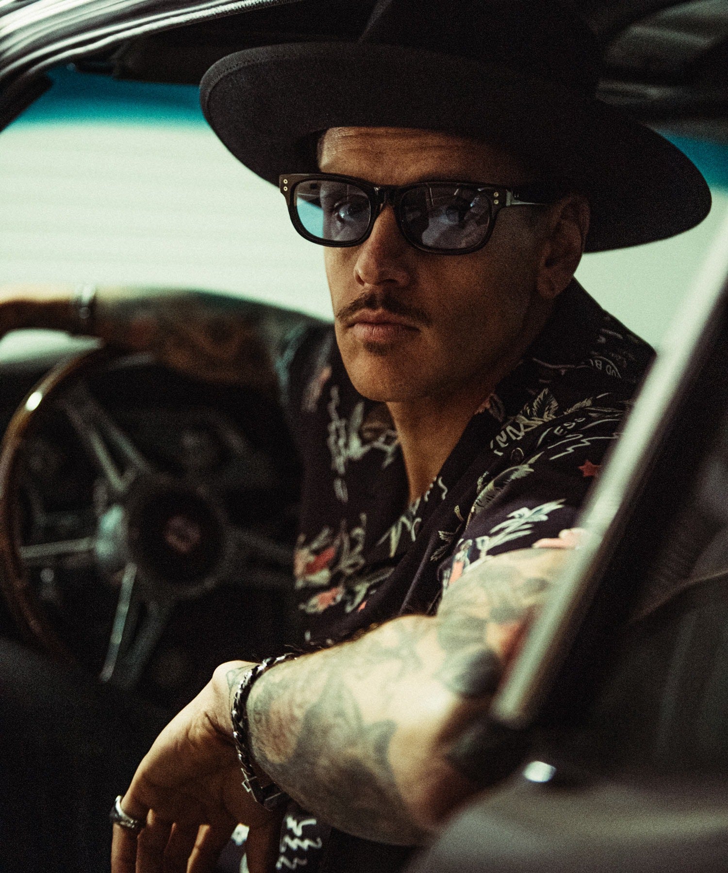 ROB BIKER SHADE SUNGLASSES