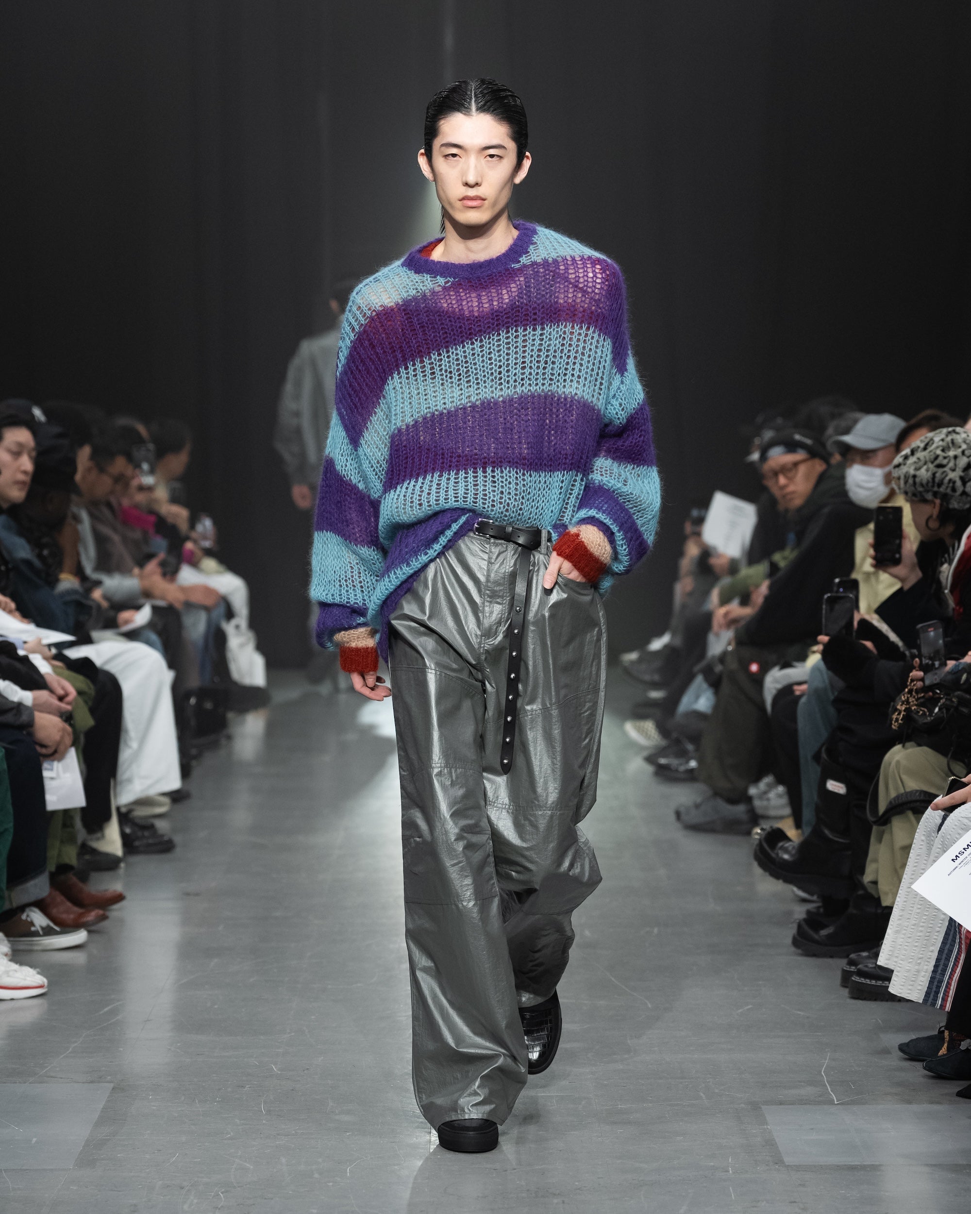 MOHAIR BORDER KNIT