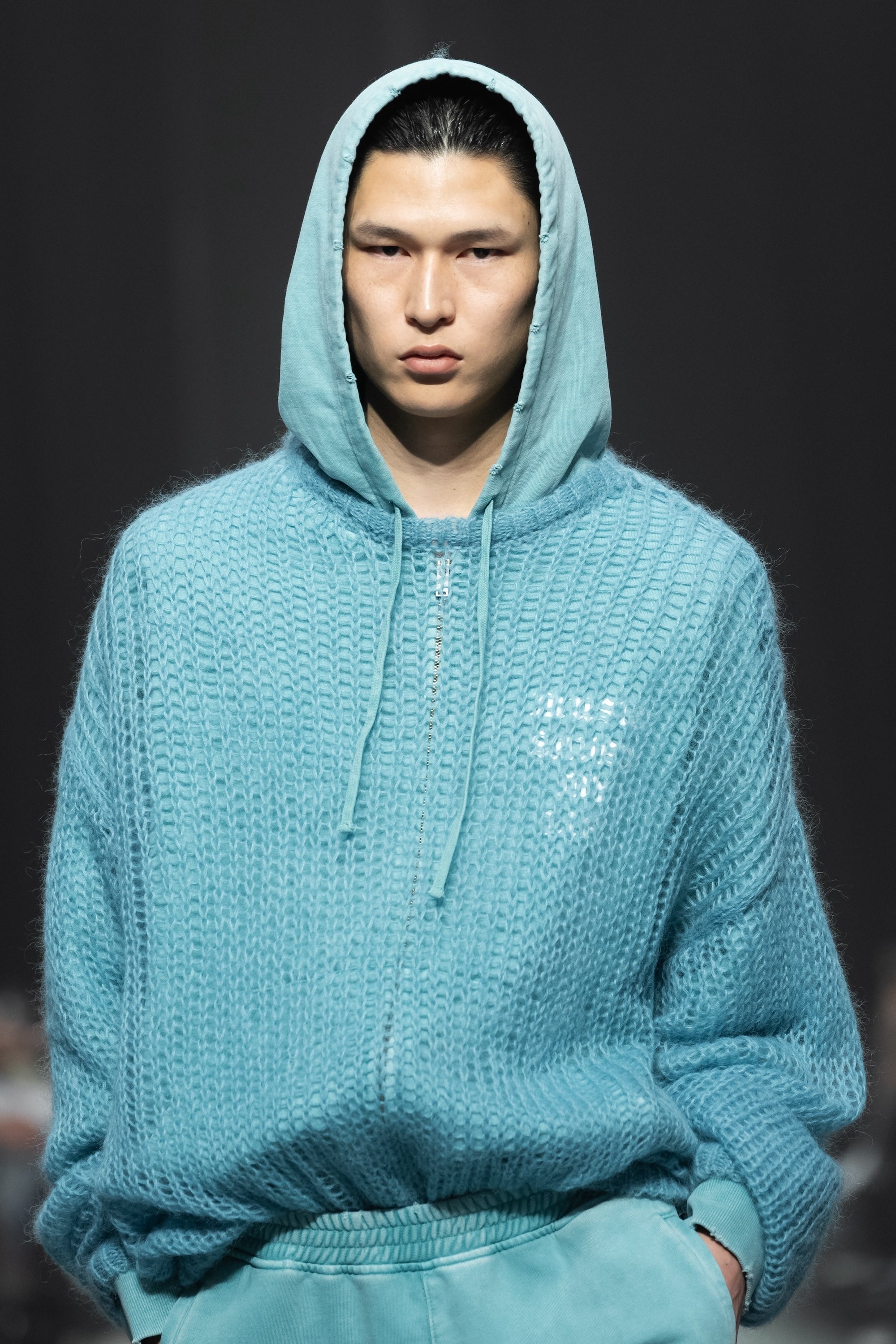 GARMENT DYE ZIP HOODIE