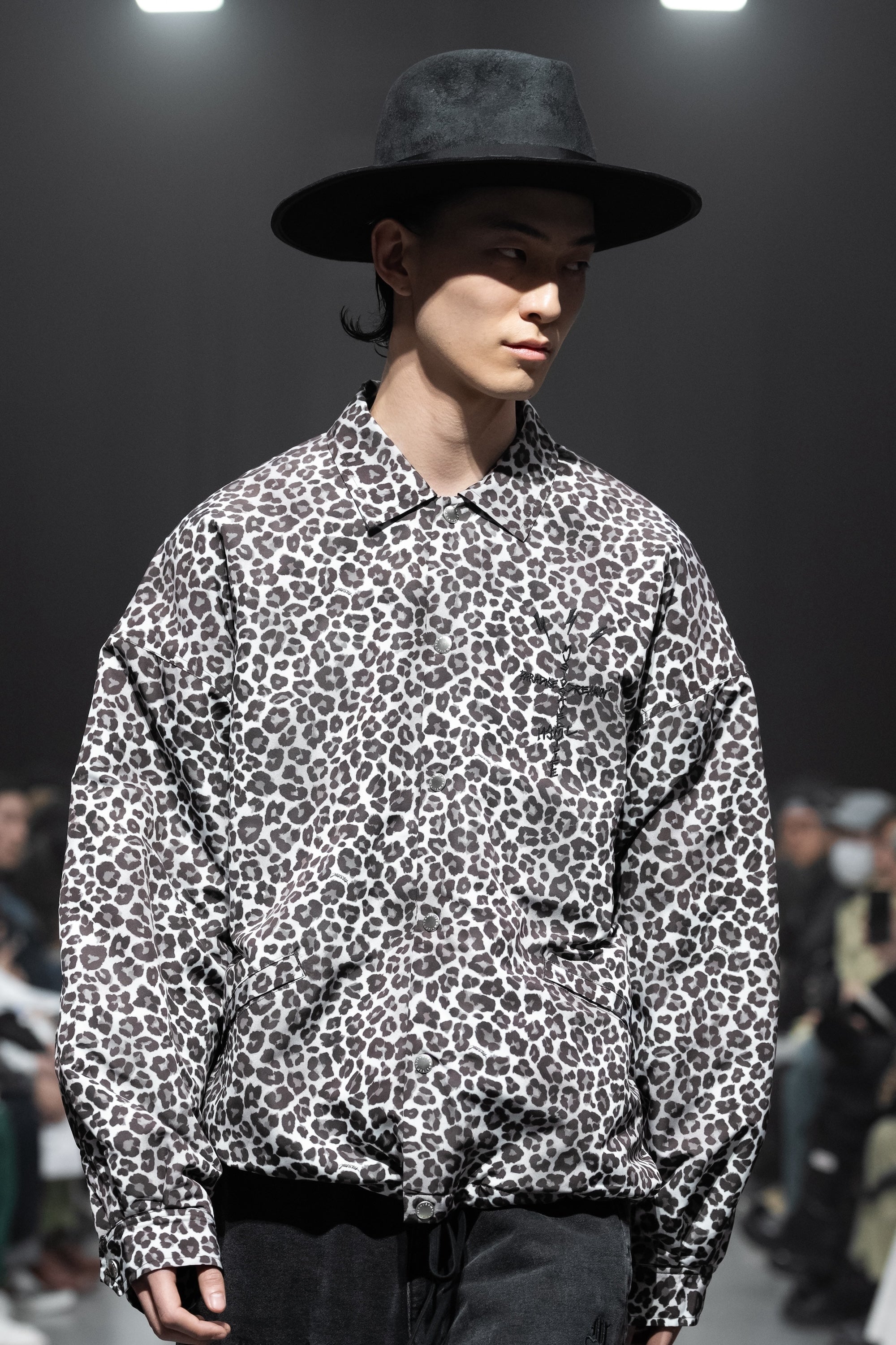 HAND PIGMENT WOOL HAT