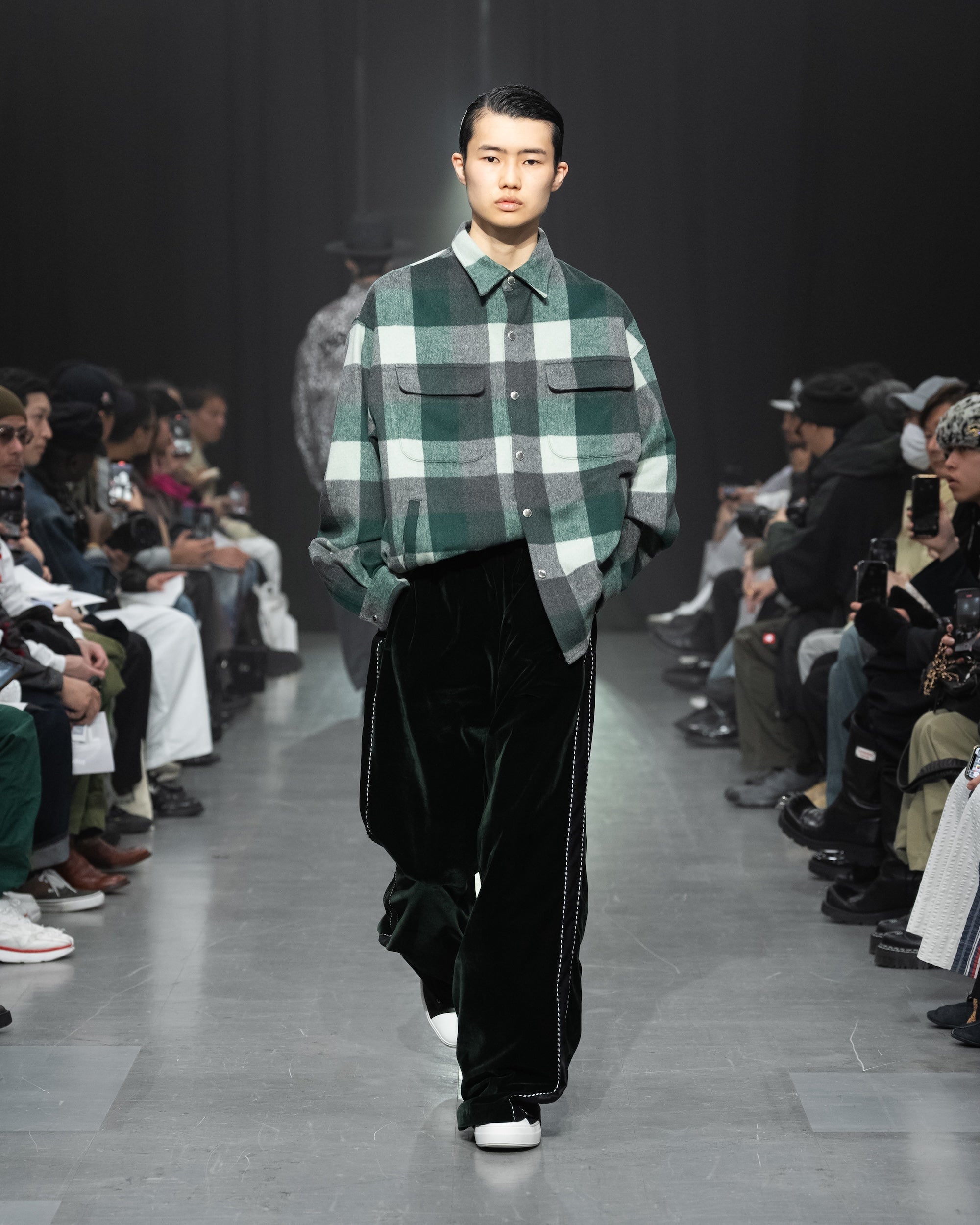 CHECK SNAP BUTTON SHIRT