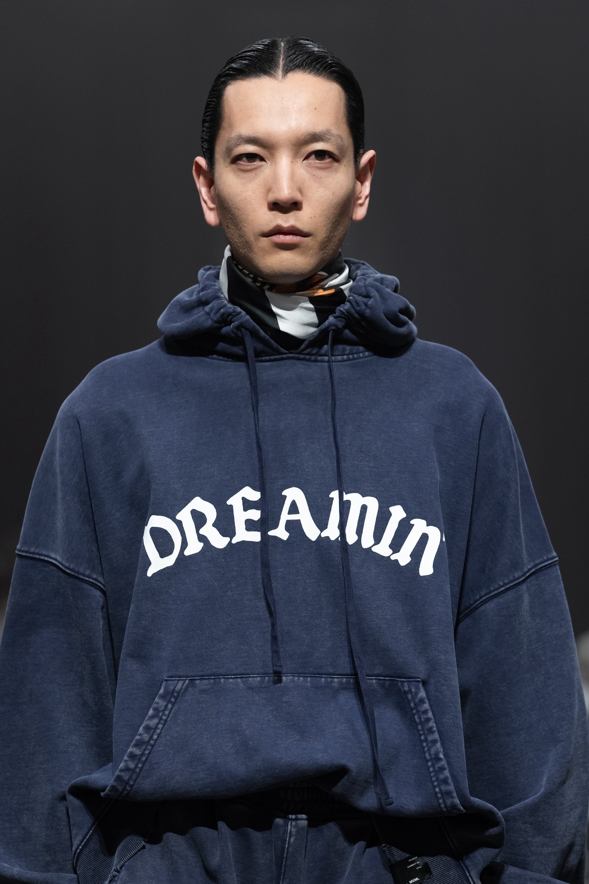 GARMENT DYE WIDE PULLOVER HOODIE