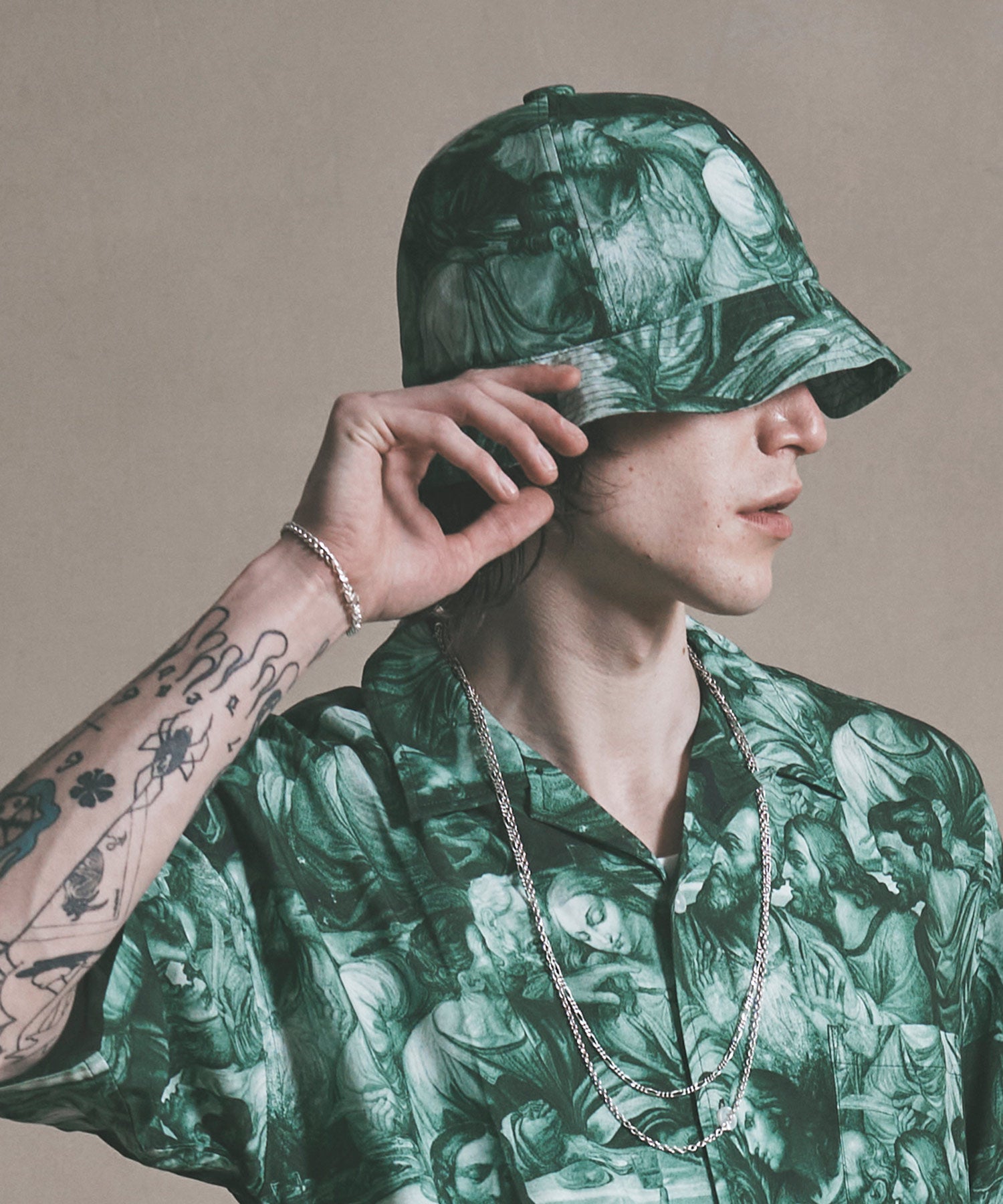 ART GRAPHIC HAT