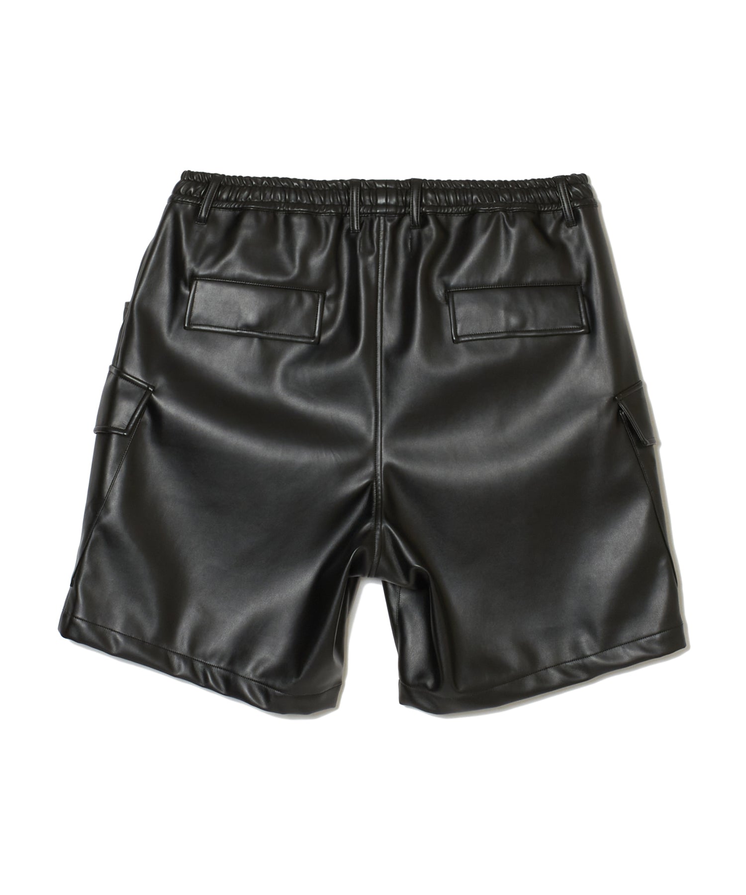 WIDE CARGO SHORTS FAKE LEATHER