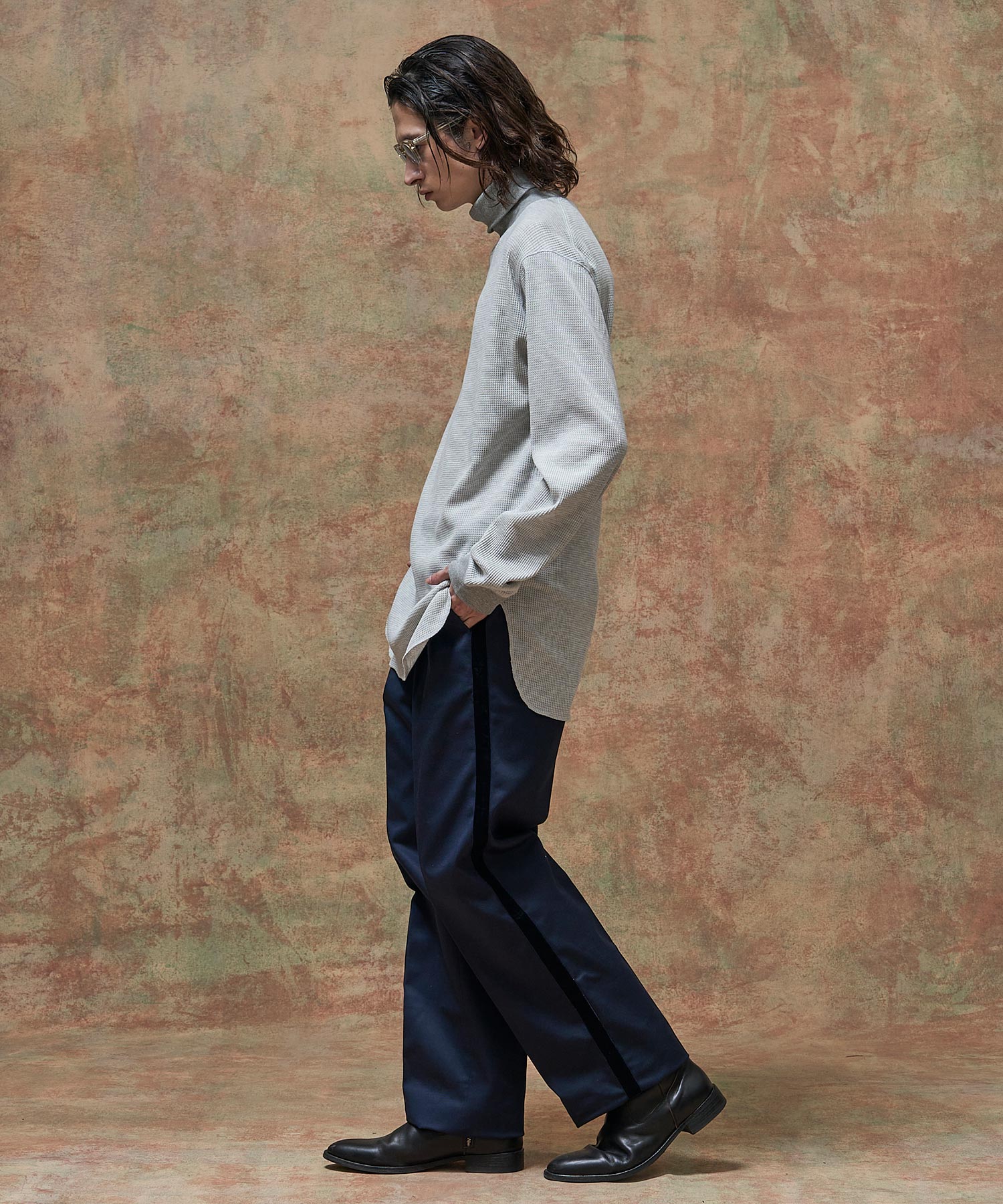 HIGH NECK THERMAL CUTSEW