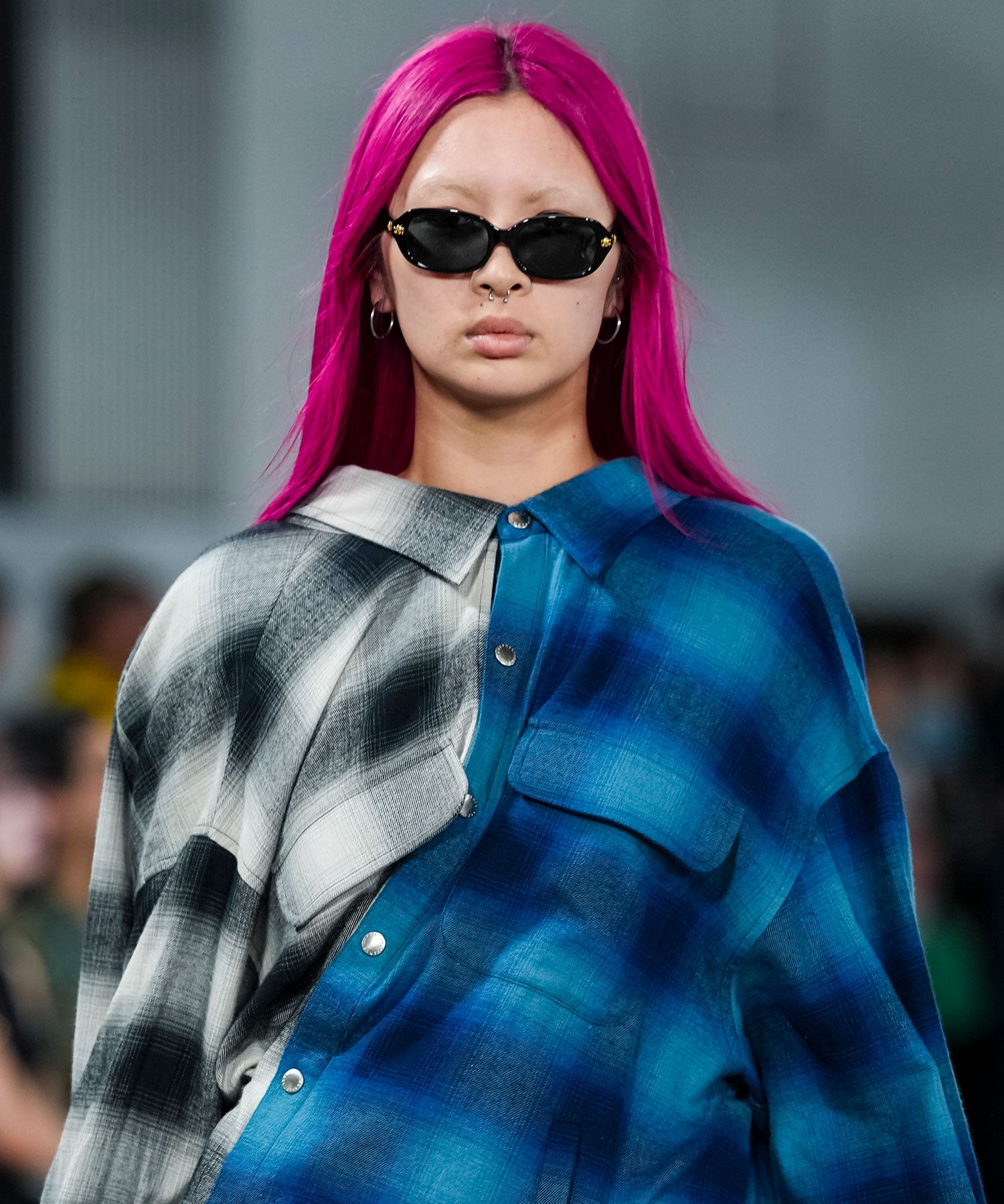OMBRE CHECK SNAP BOTTON SHIRT