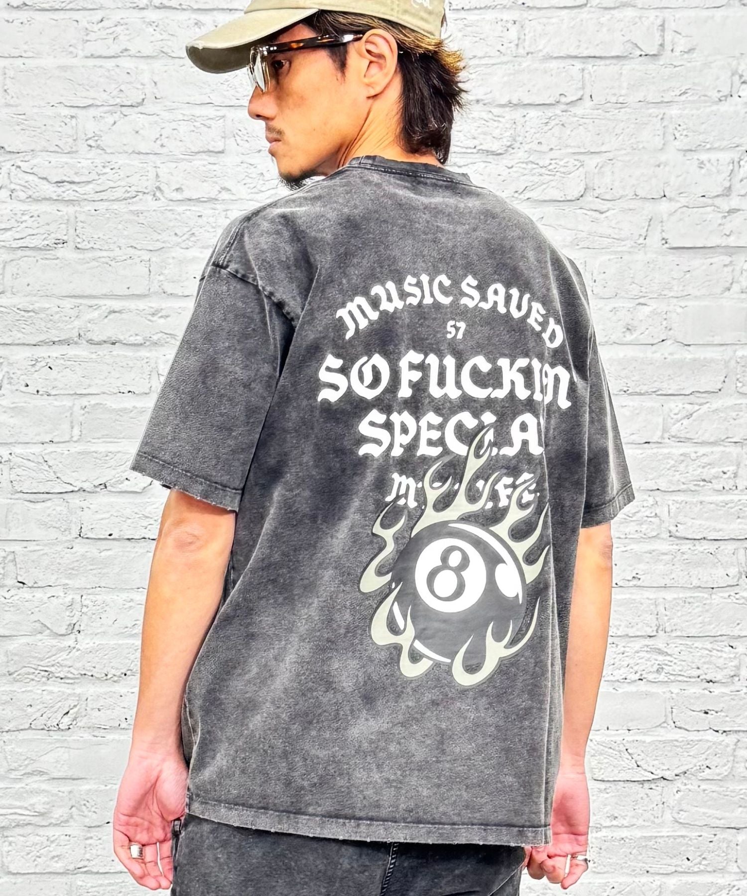 HELL YEAH 8 BALL TEE