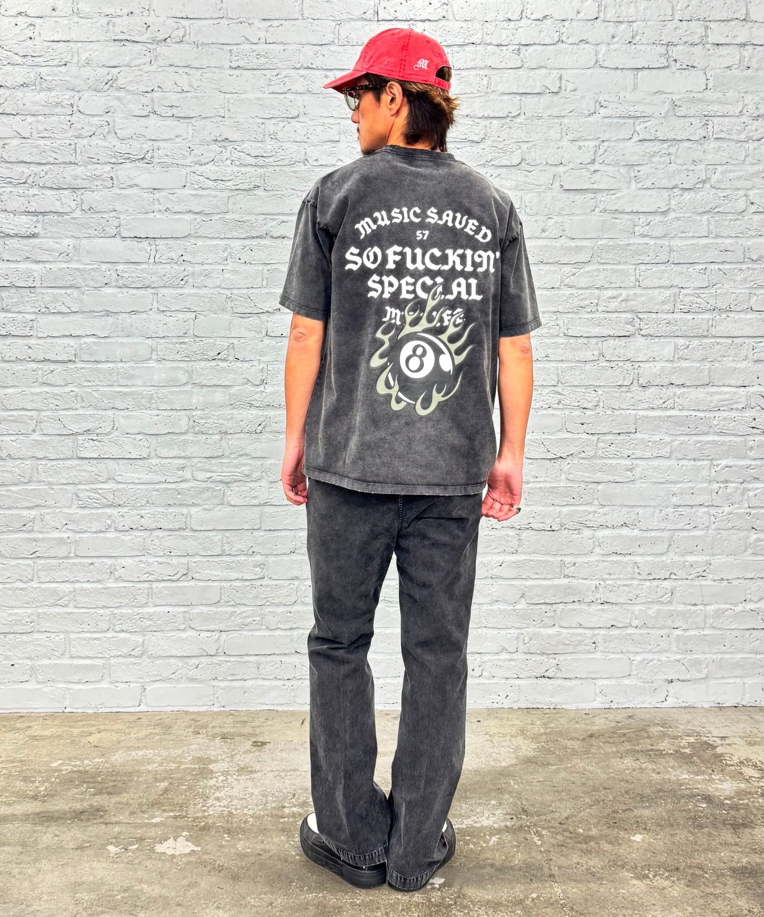 HELL YEAH 8 BALL TEE