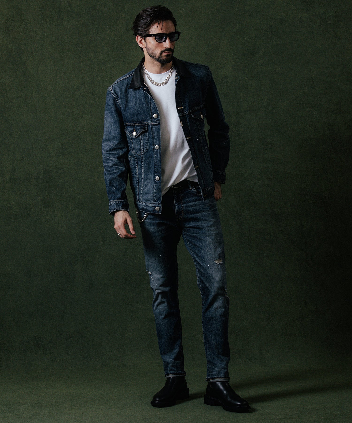 BORN FREE GARAGE USED SELVEDGE STRETCH JEANS